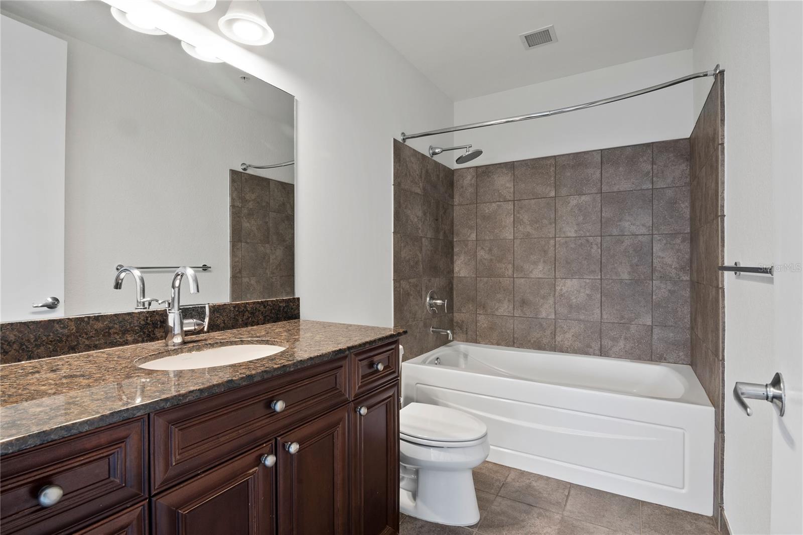 150 E ROBINSON ST #1026