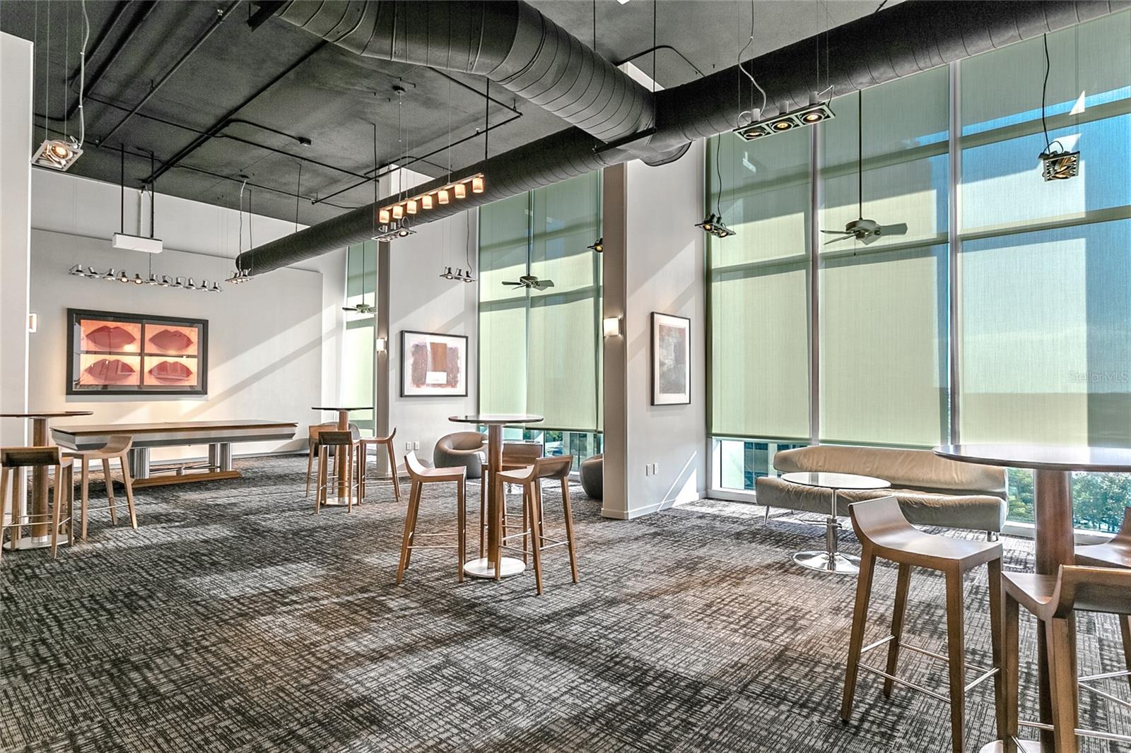 150 E ROBINSON ST #1026