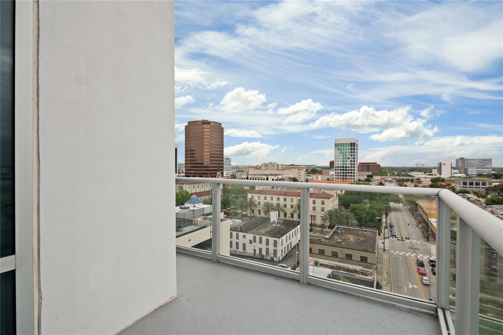 150 E ROBINSON ST #1026