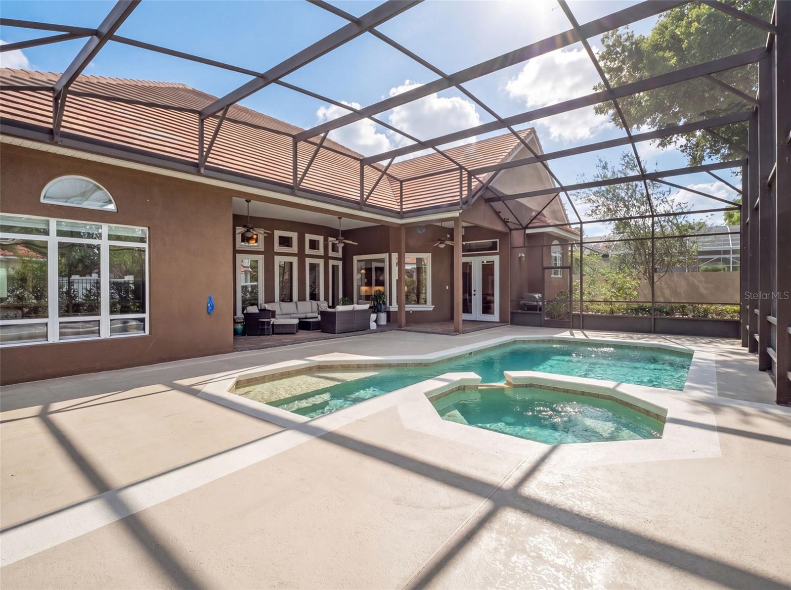 9223 HIDDEN BAY LN