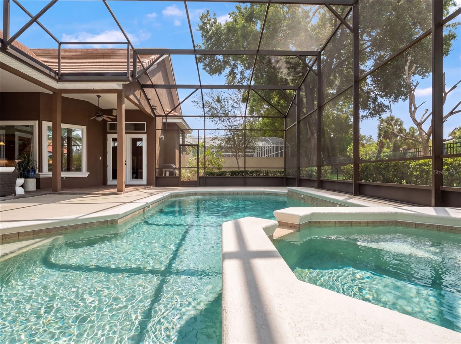 9223 HIDDEN BAY LN