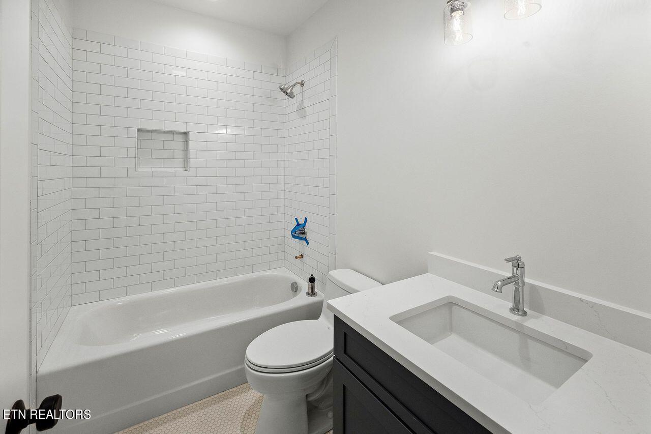 1315 Legacy Cove Way