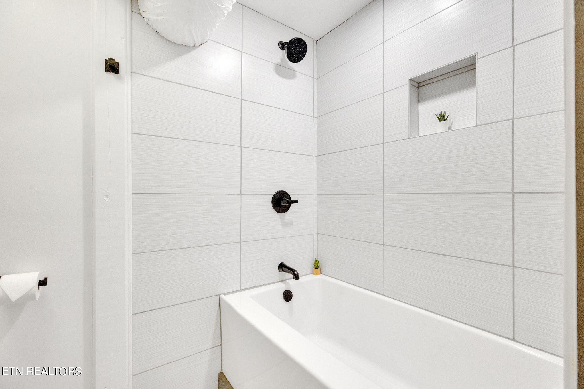 2536 Bernhurst Drive