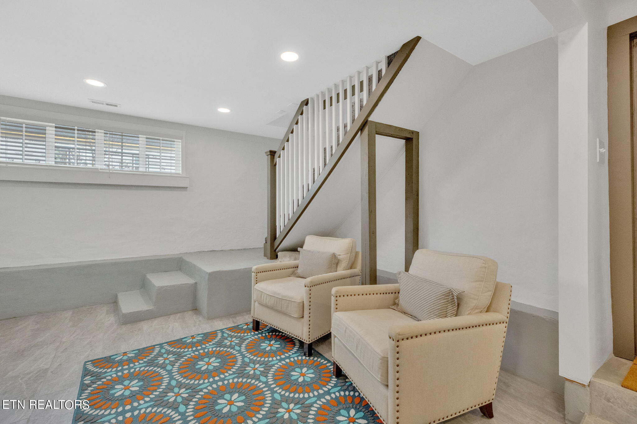 2536 Bernhurst Drive