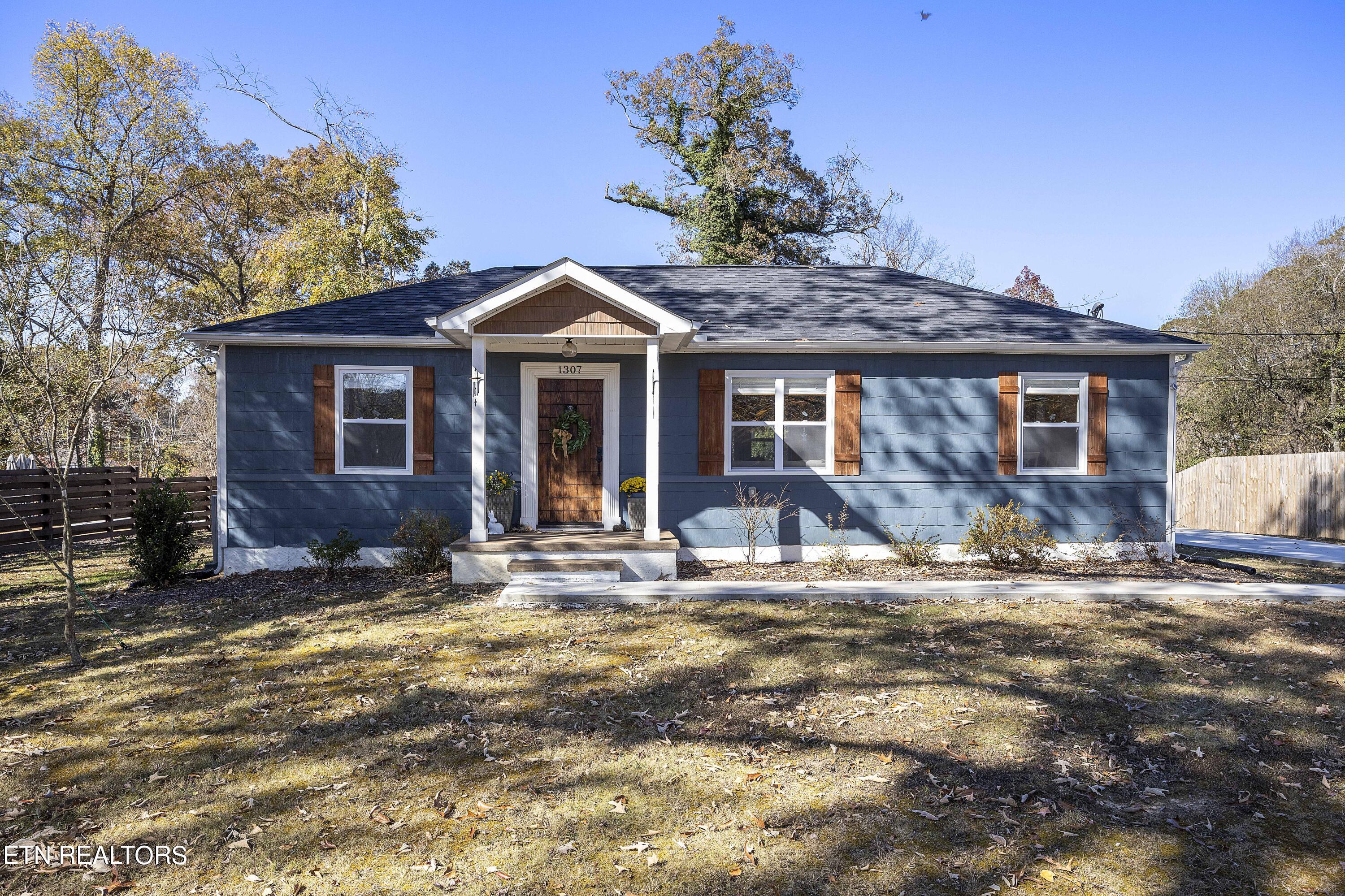 1307 Woodcrest Drive