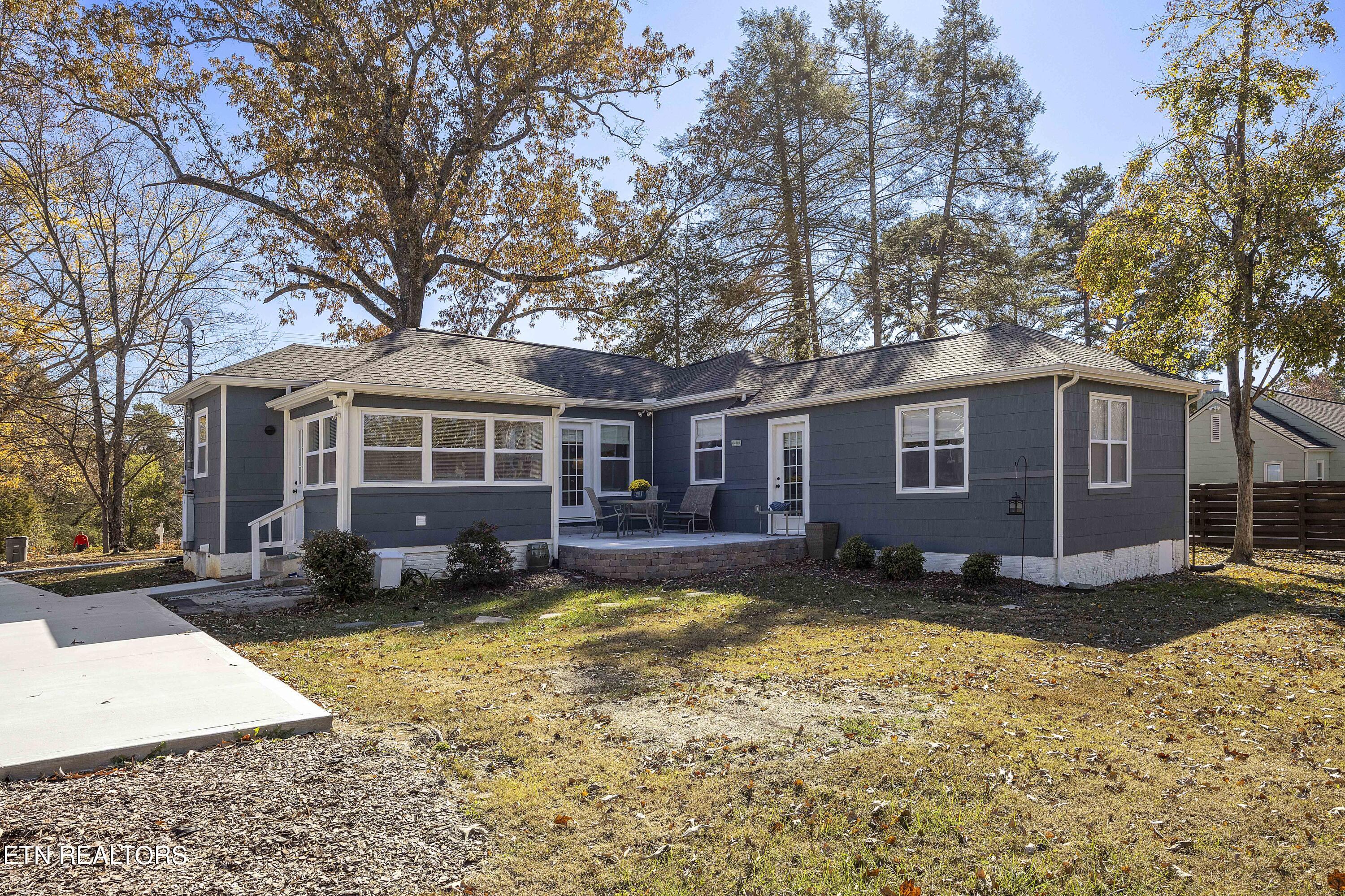 1307 Woodcrest Drive