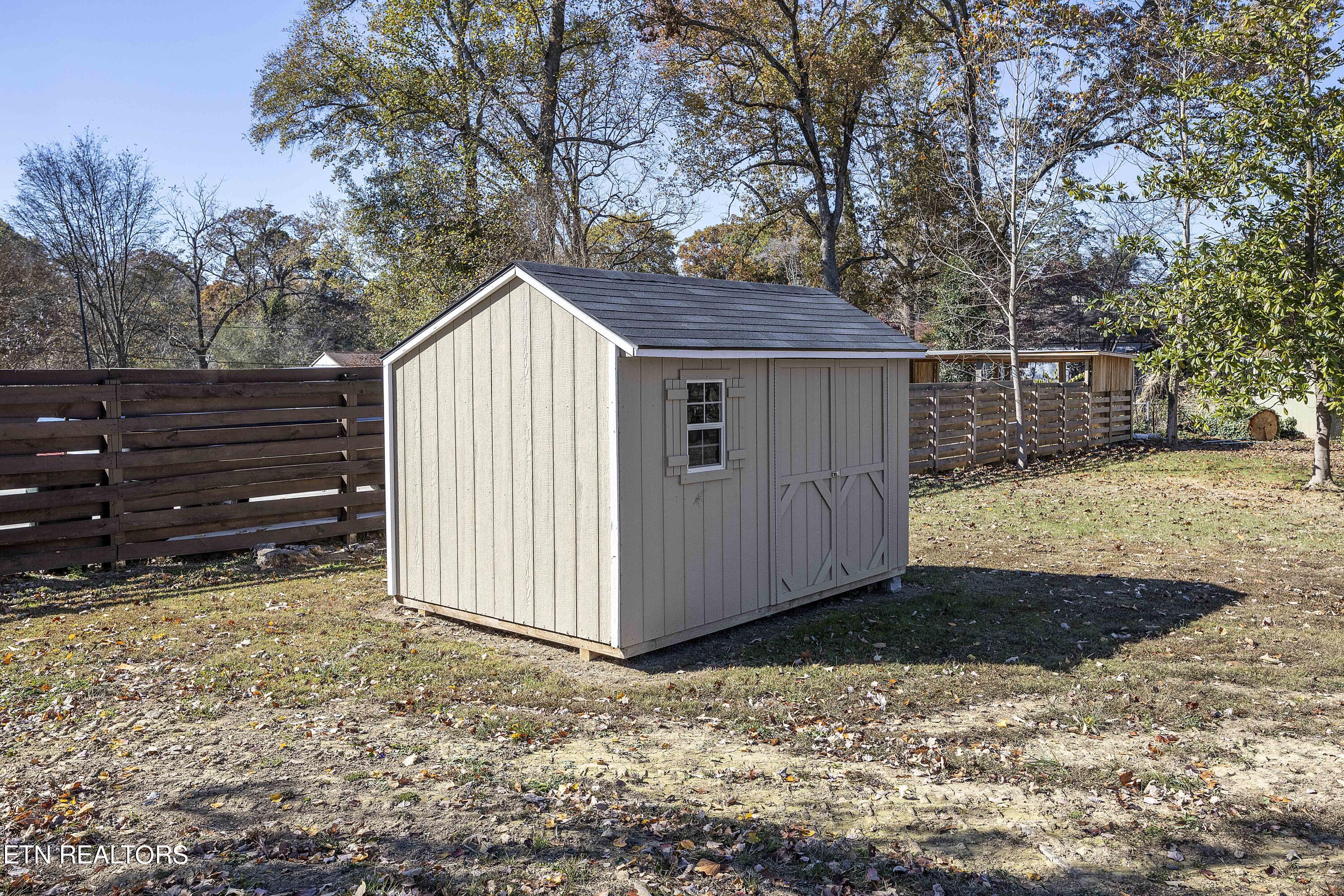 1307 Woodcrest Drive