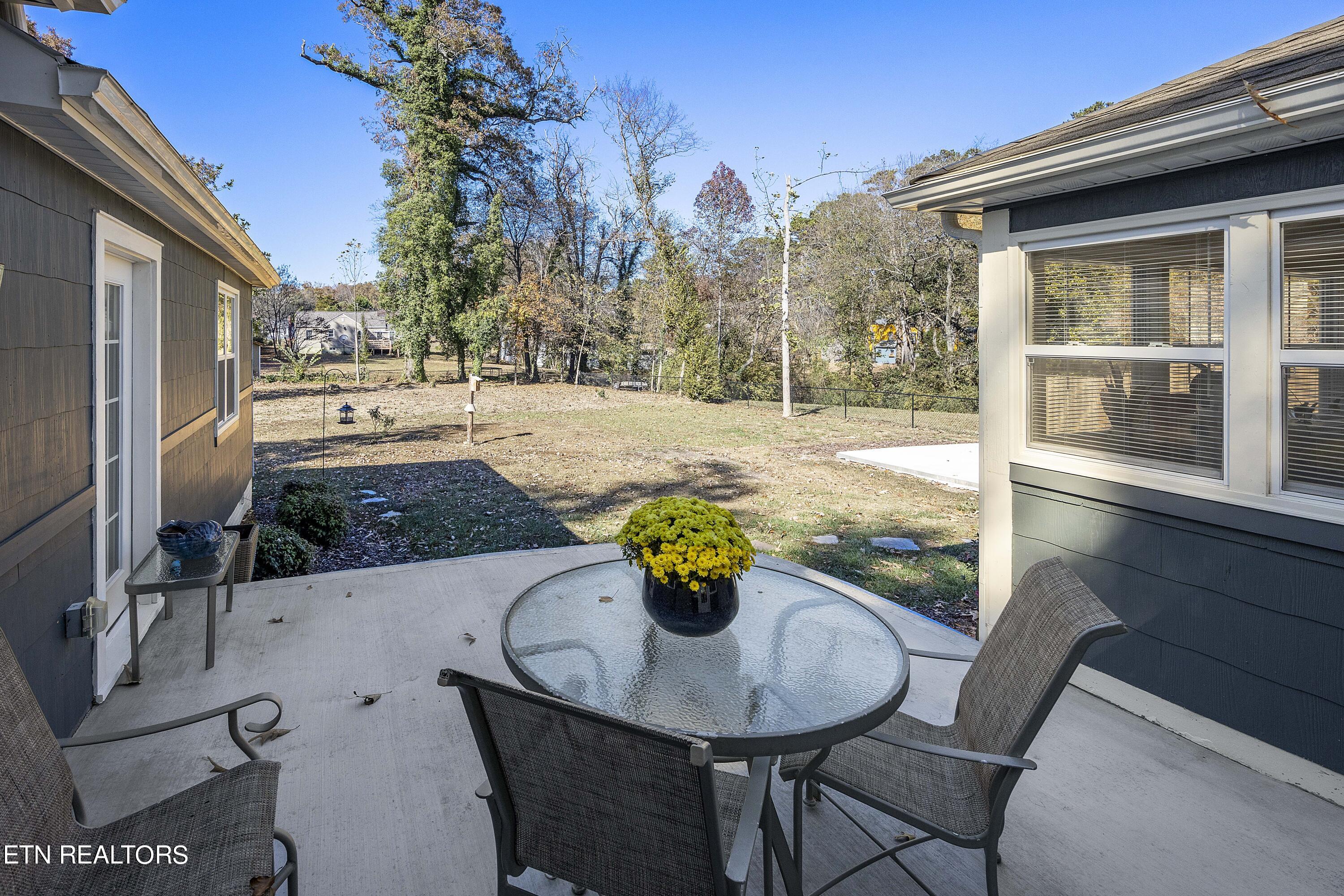 1307 Woodcrest Drive