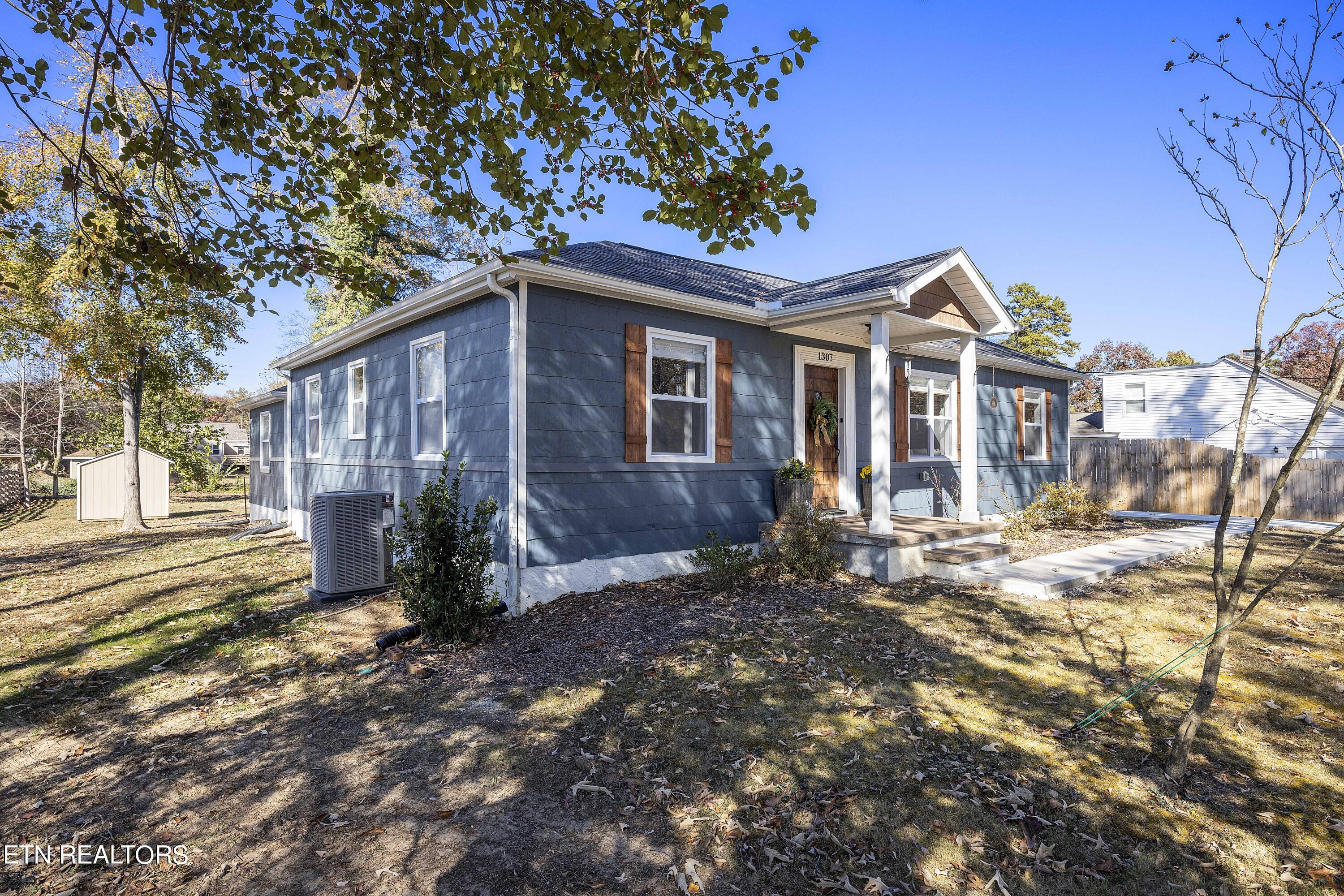 1307 Woodcrest Drive