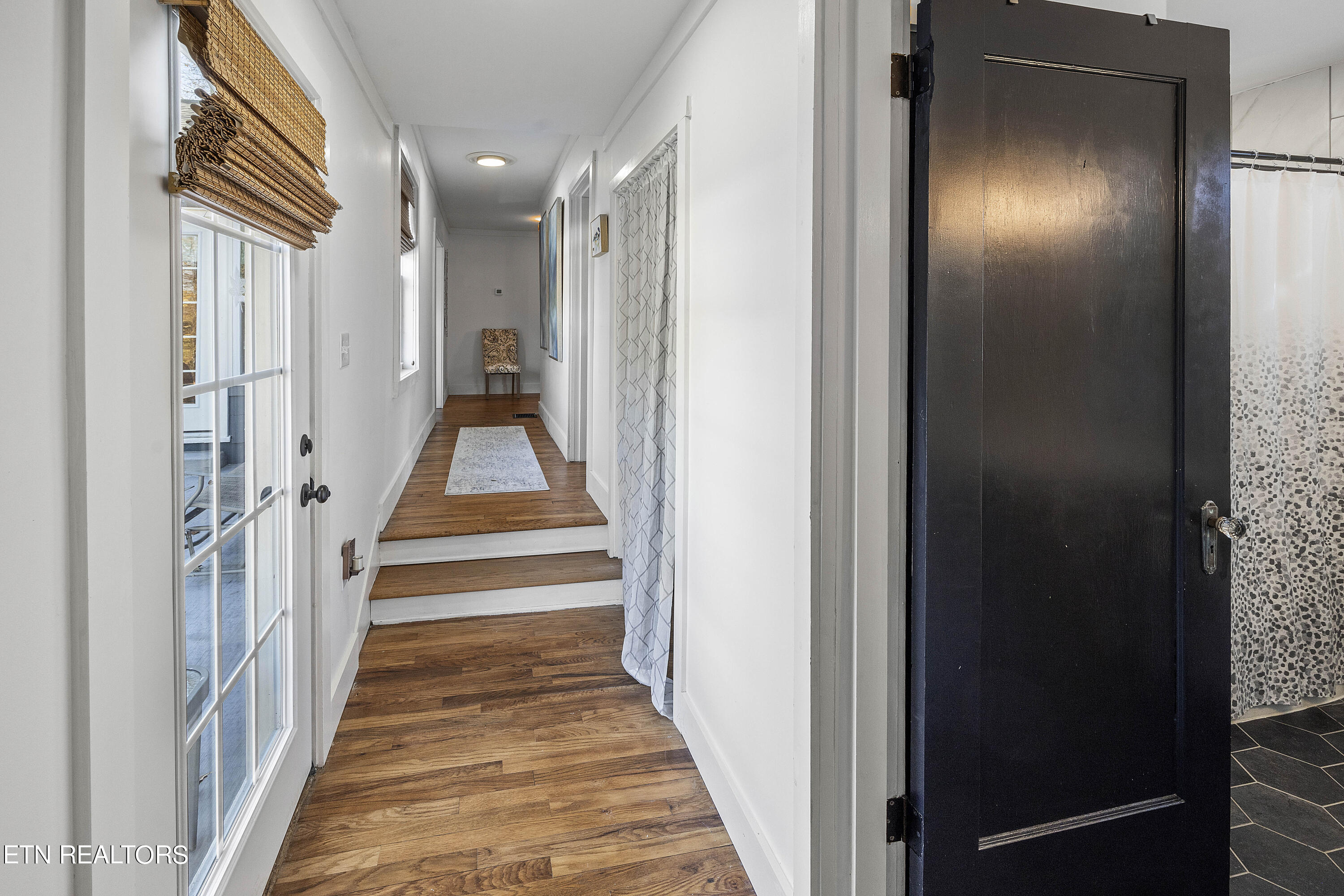 1307 Woodcrest Drive