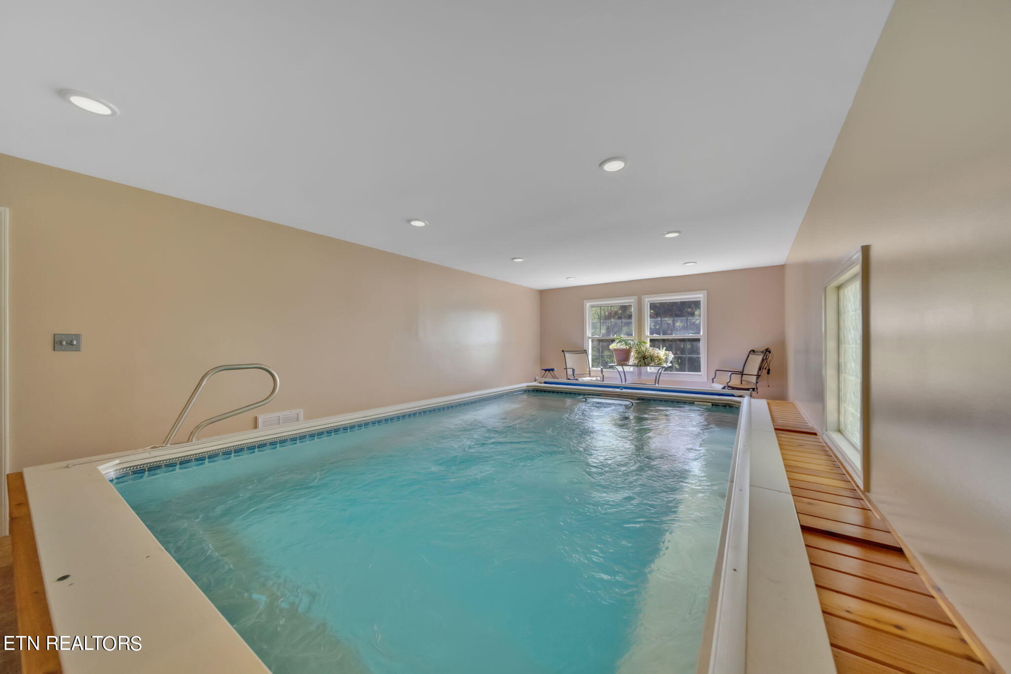 111 NW Greenbrier Drive