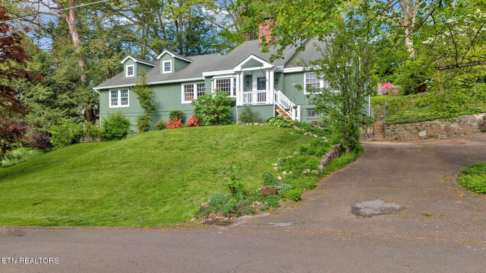 111 NW Greenbrier Drive