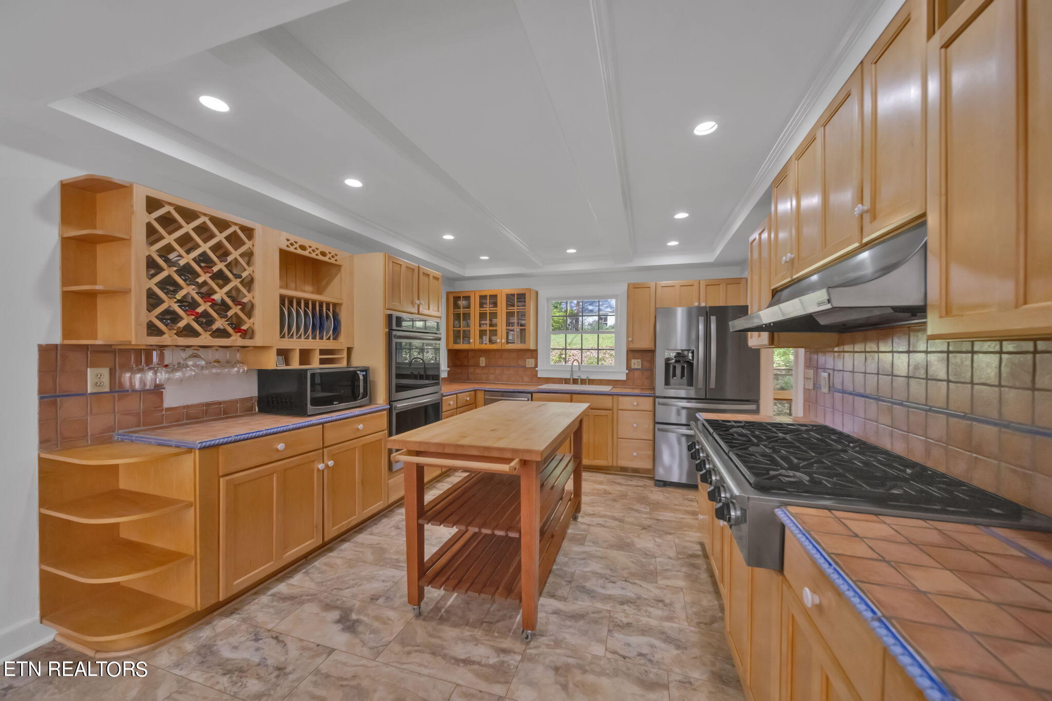 111 NW Greenbrier Drive