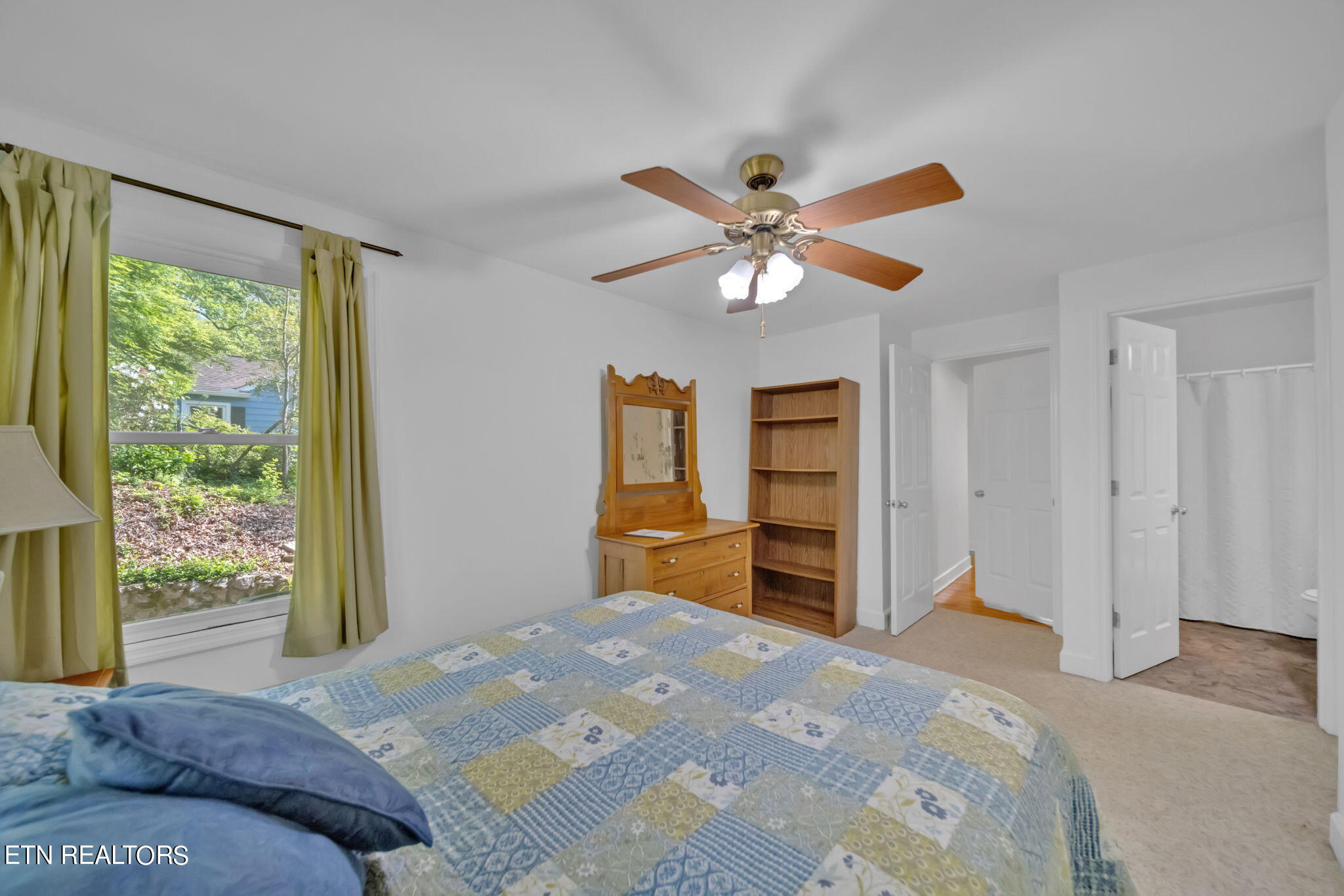 111 NW Greenbrier Drive