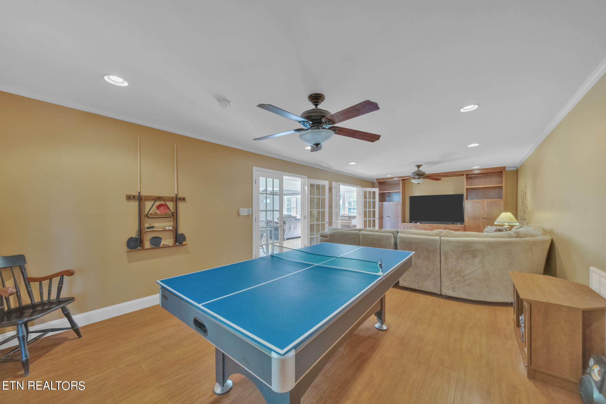 111 NW Greenbrier Drive