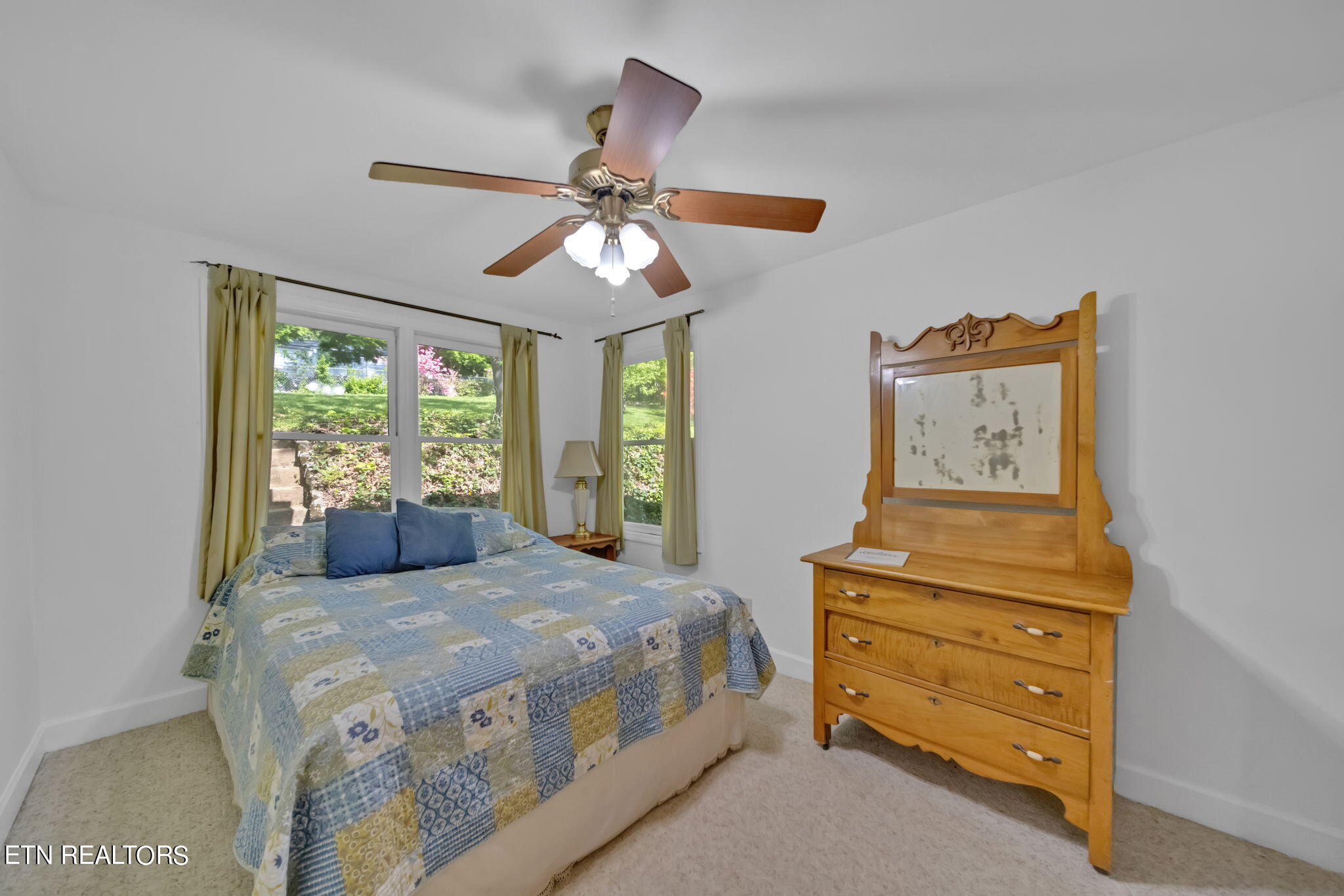 111 NW Greenbrier Drive