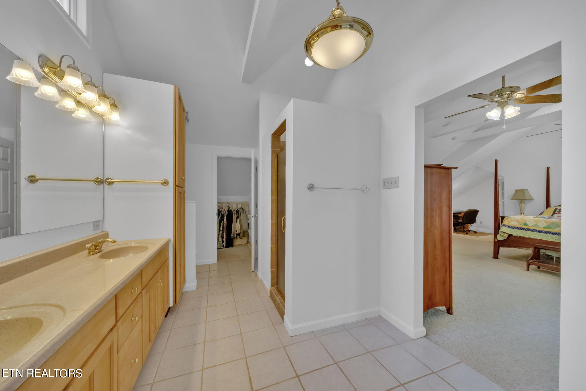 111 NW Greenbrier Drive