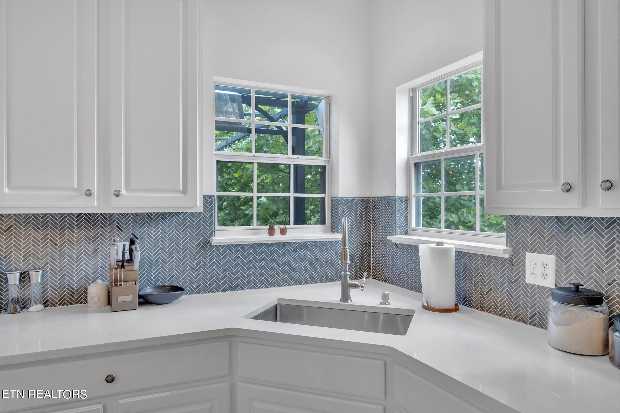 1923 Saint Gregorys Court