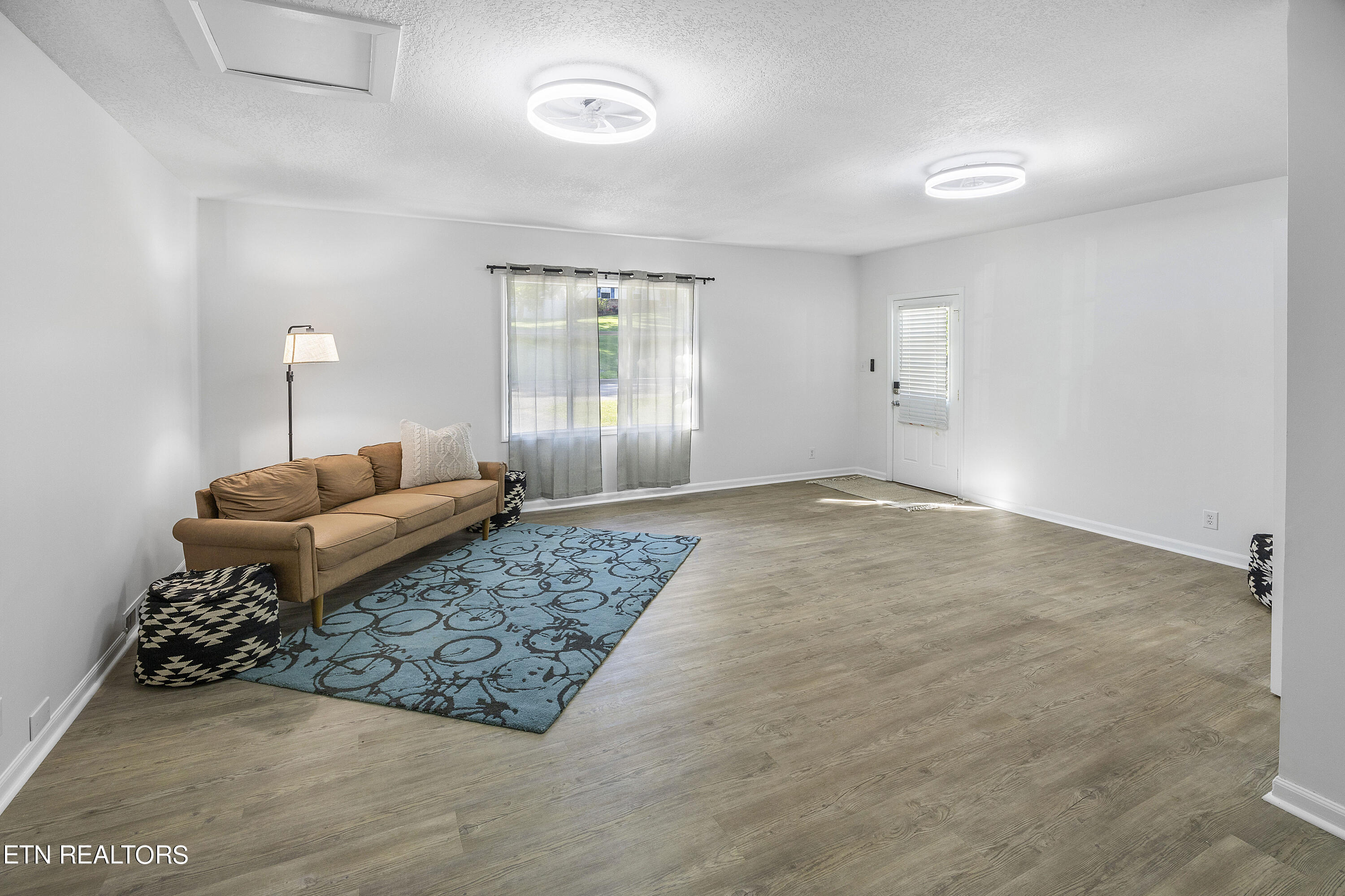 11546 Midhurst Drive