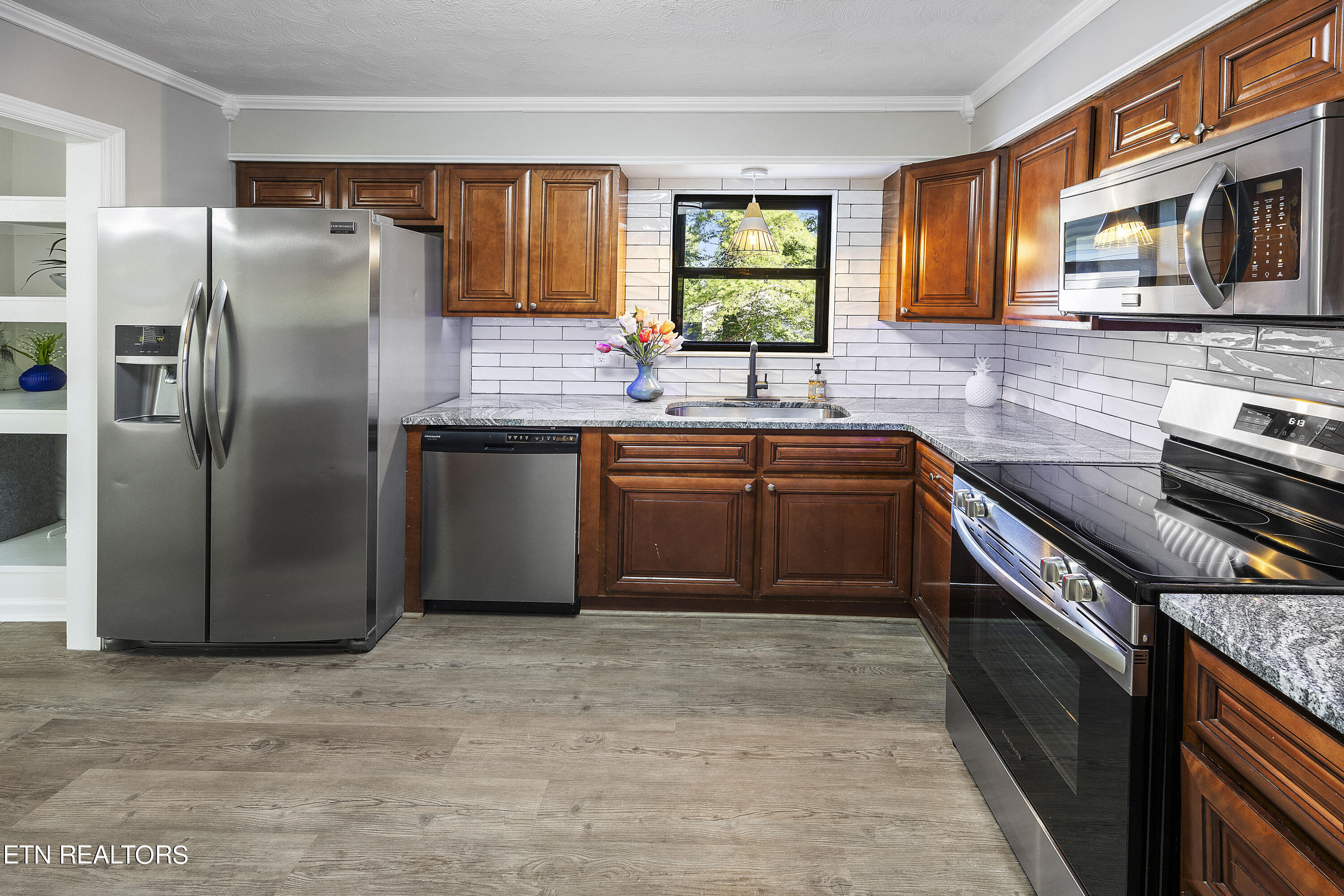 11546 Midhurst Drive