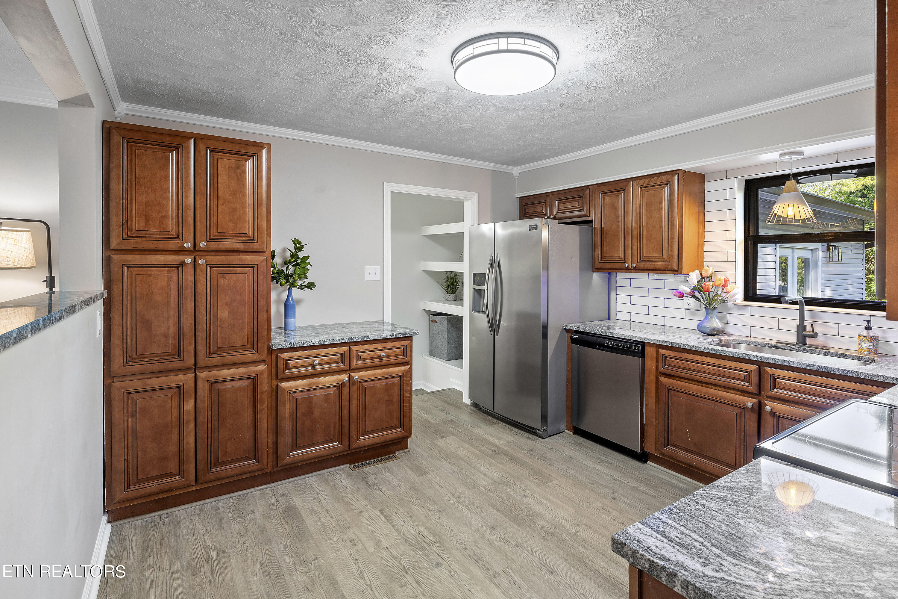 11546 Midhurst Drive