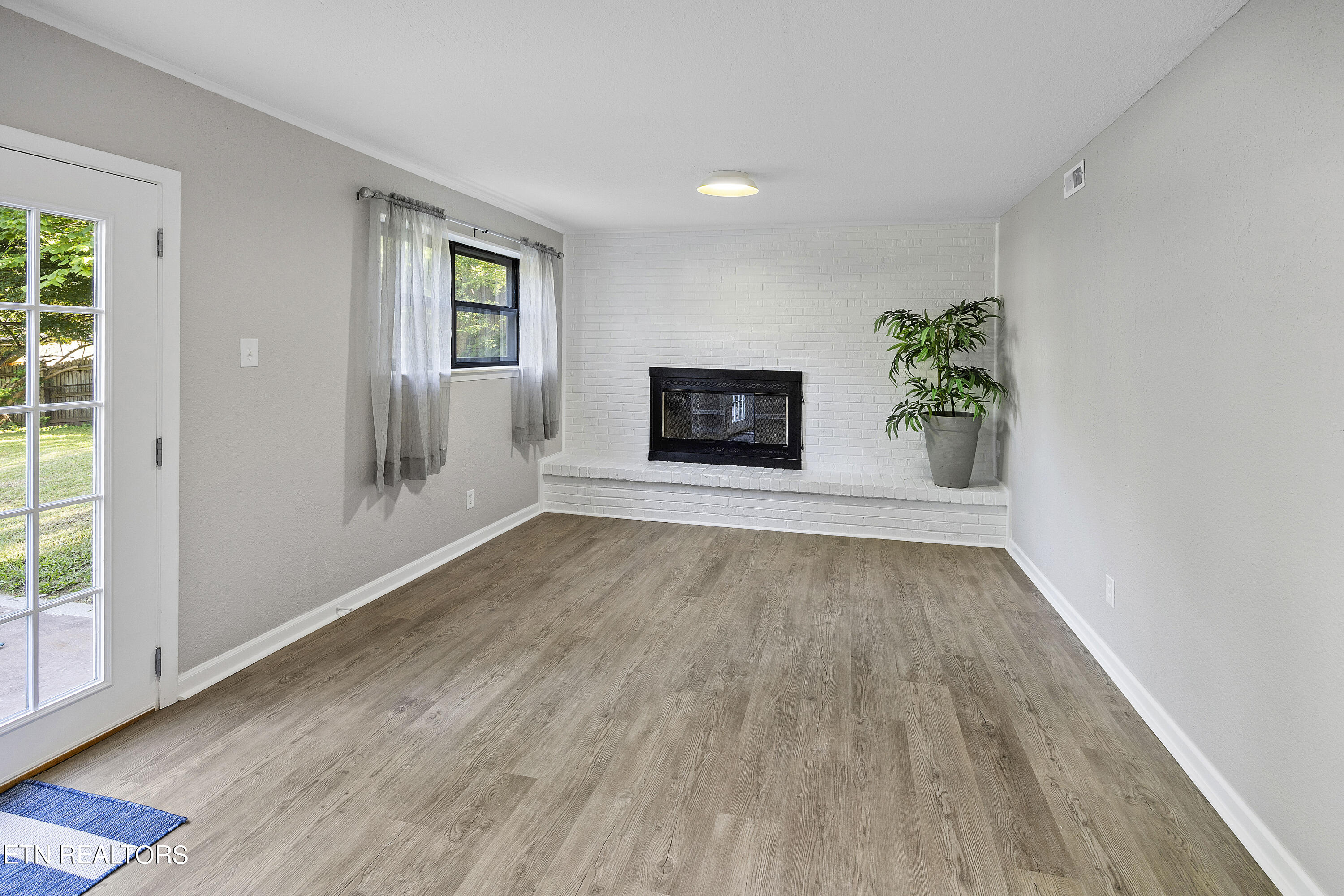 11546 Midhurst Drive