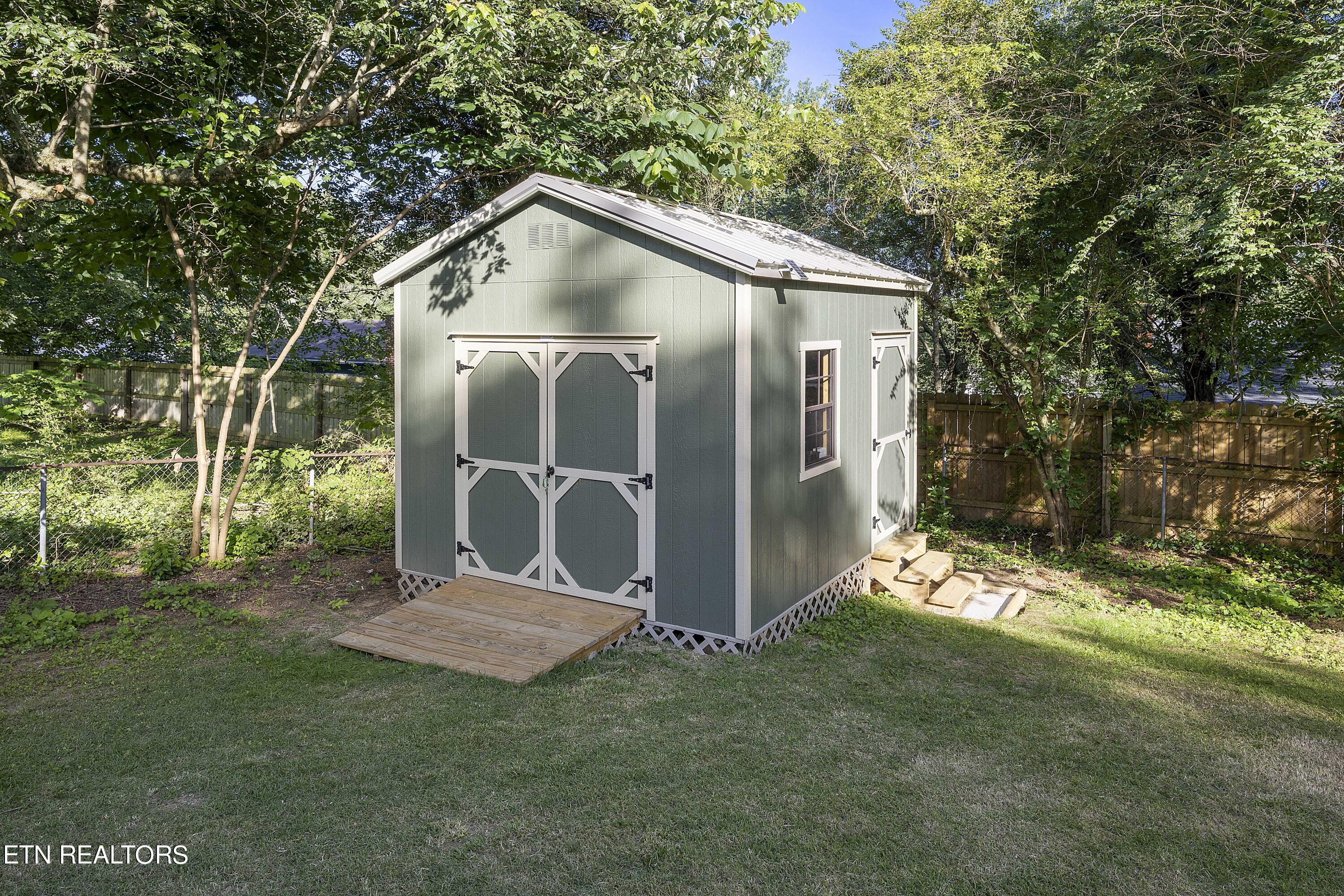 11546 Midhurst Drive