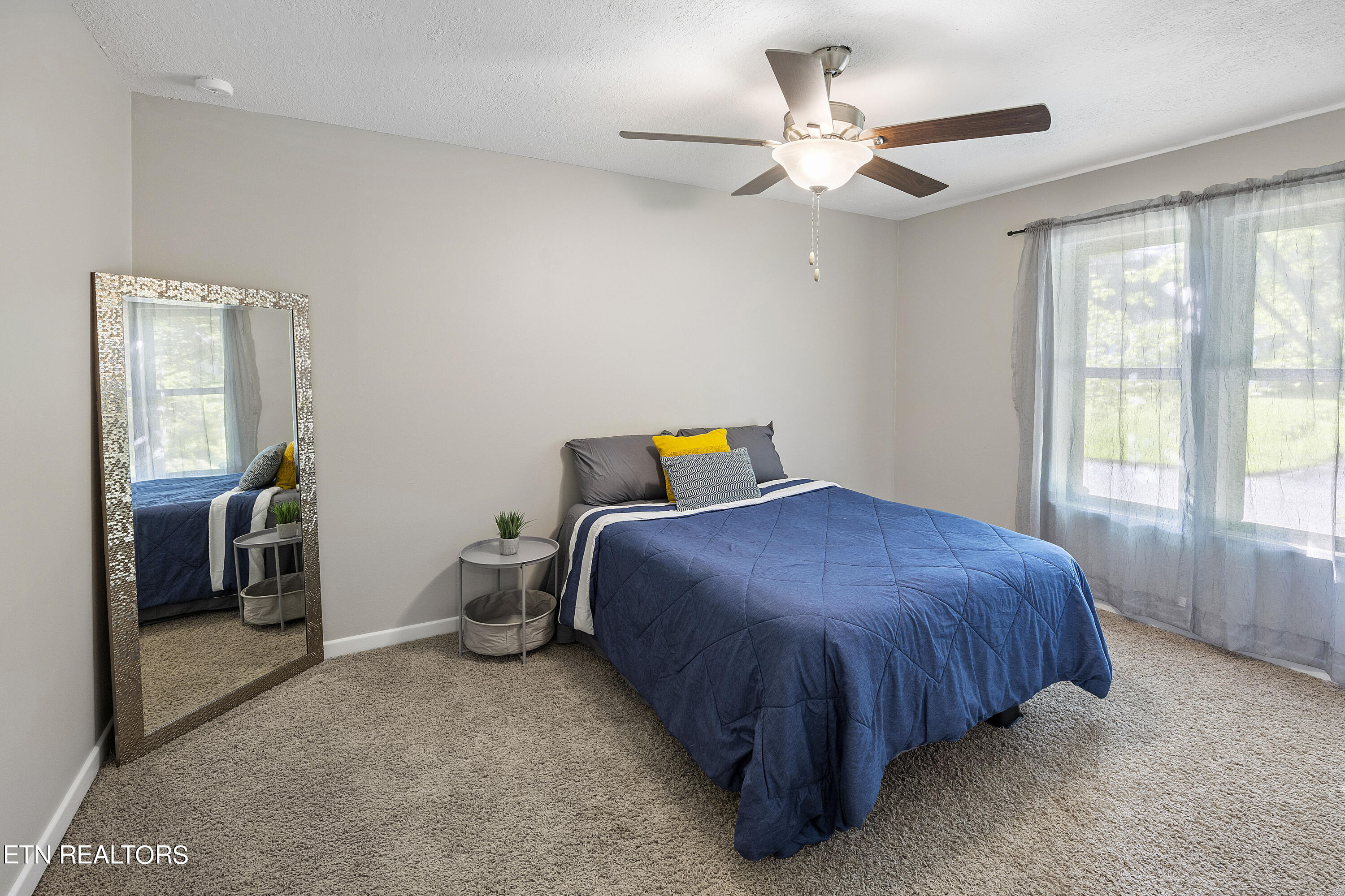 11546 Midhurst Drive