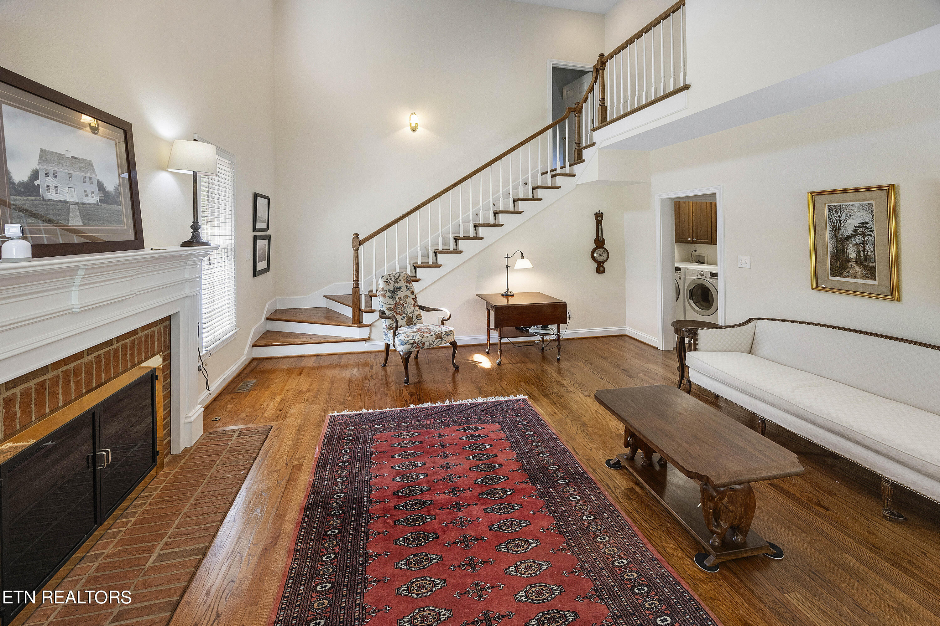 833 Weatherly Hills Blvd