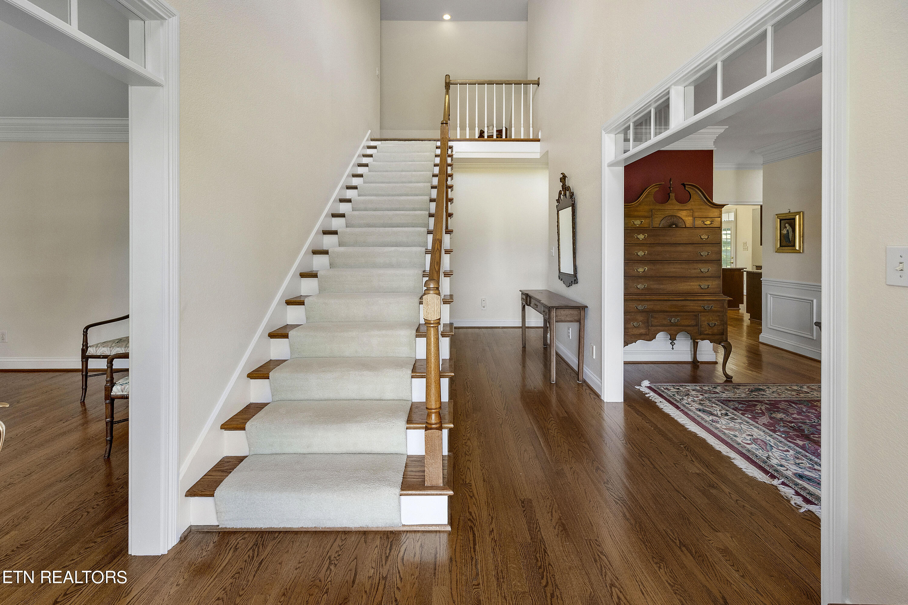 833 Weatherly Hills Blvd