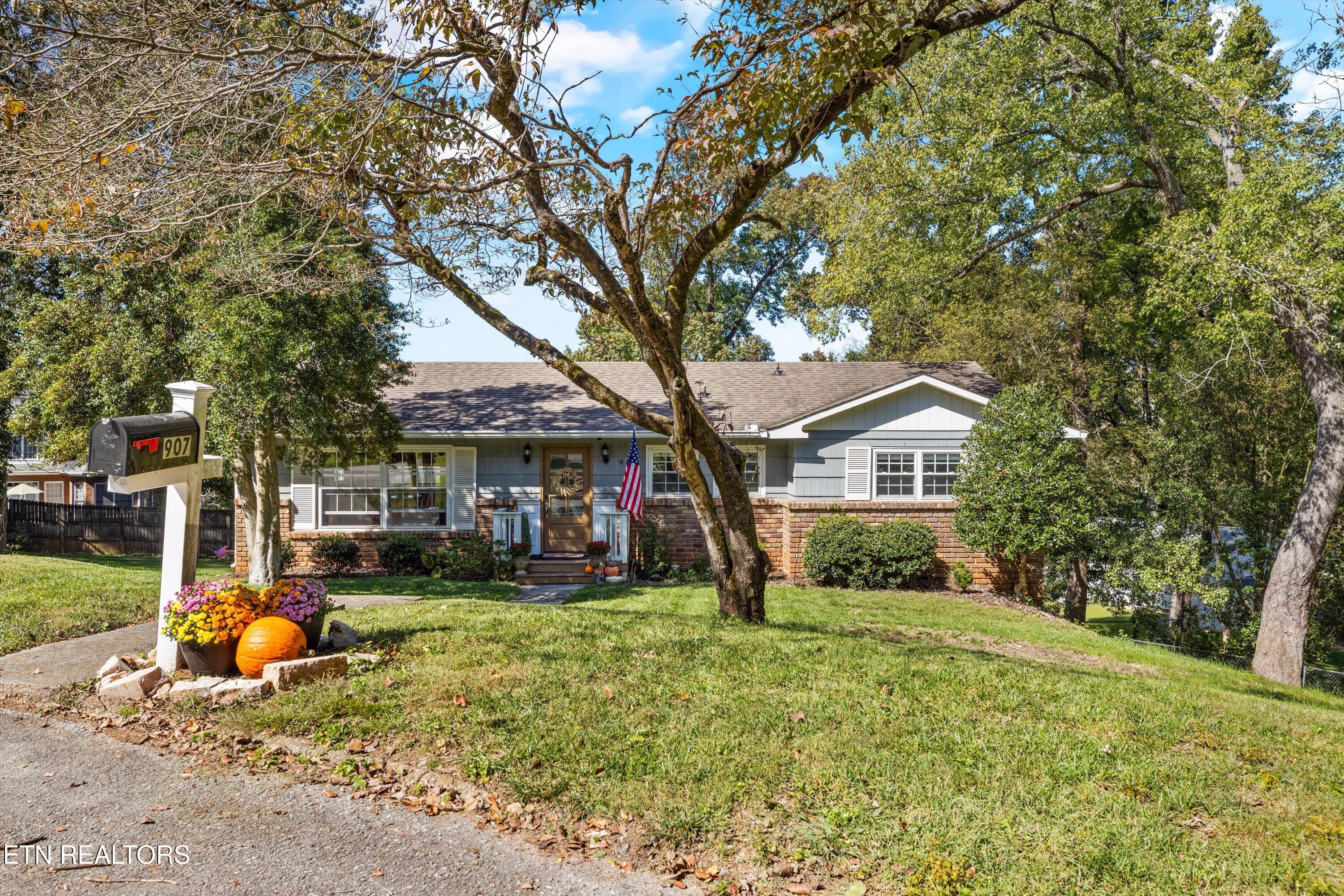 907 Cherry Laurel Lane