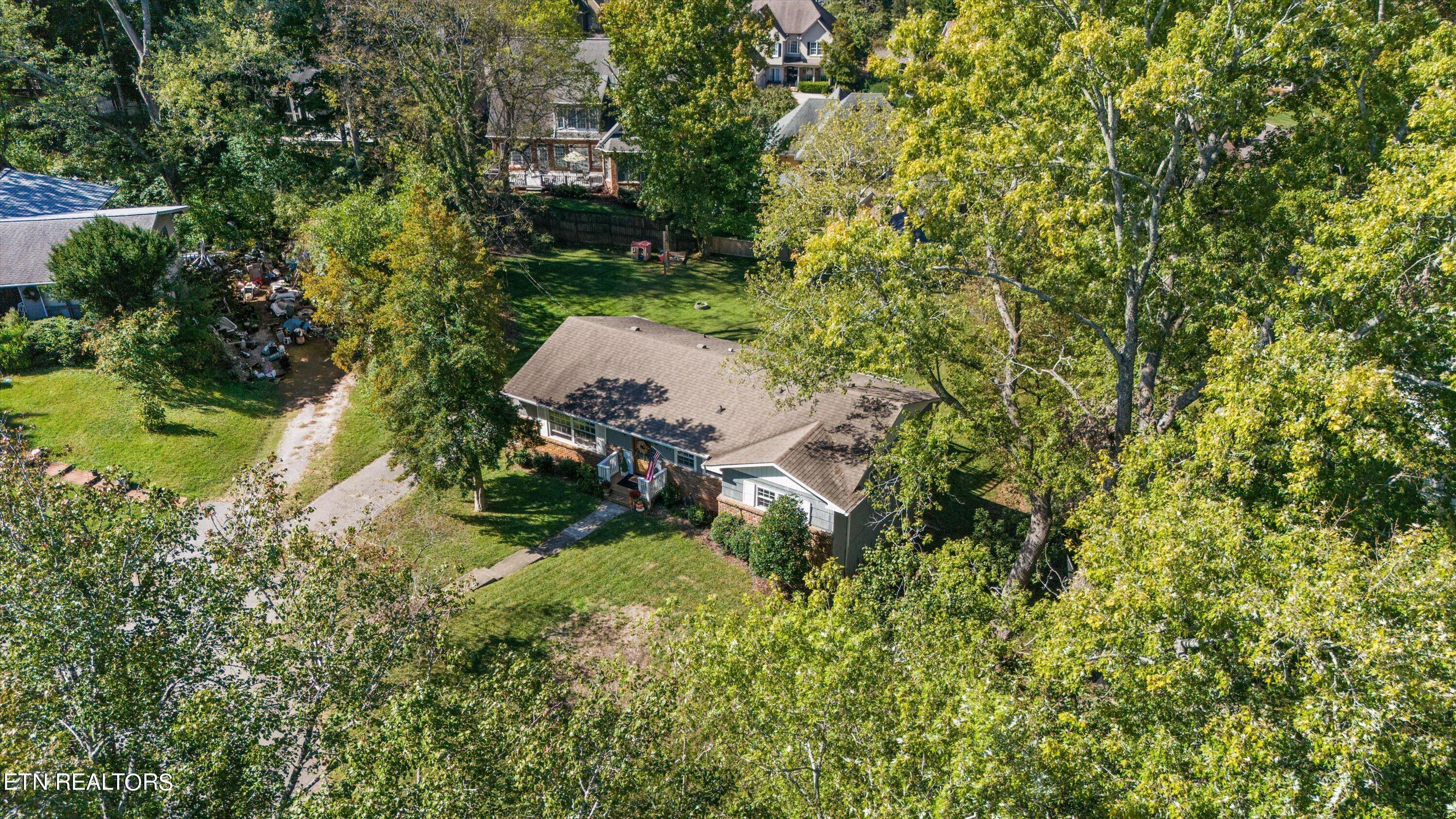 907 Cherry Laurel Lane