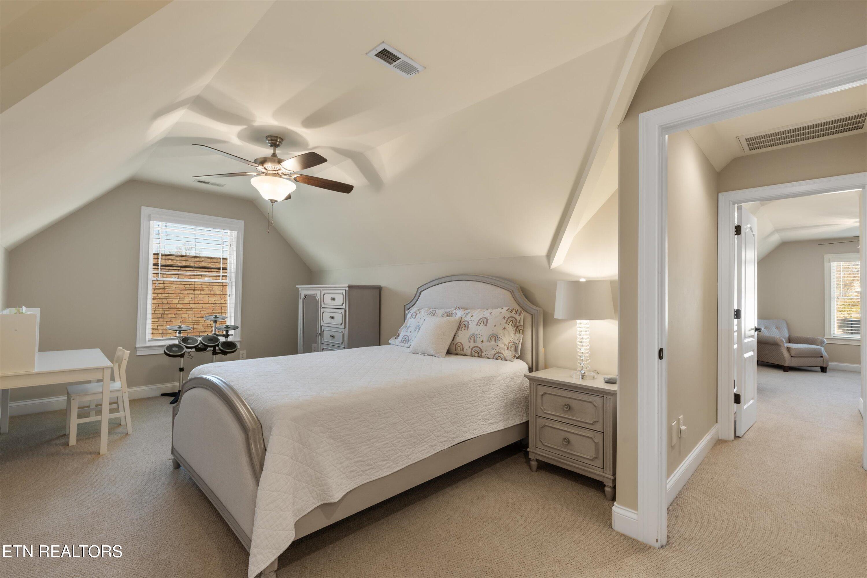 9609 Clingmans Dome Drive