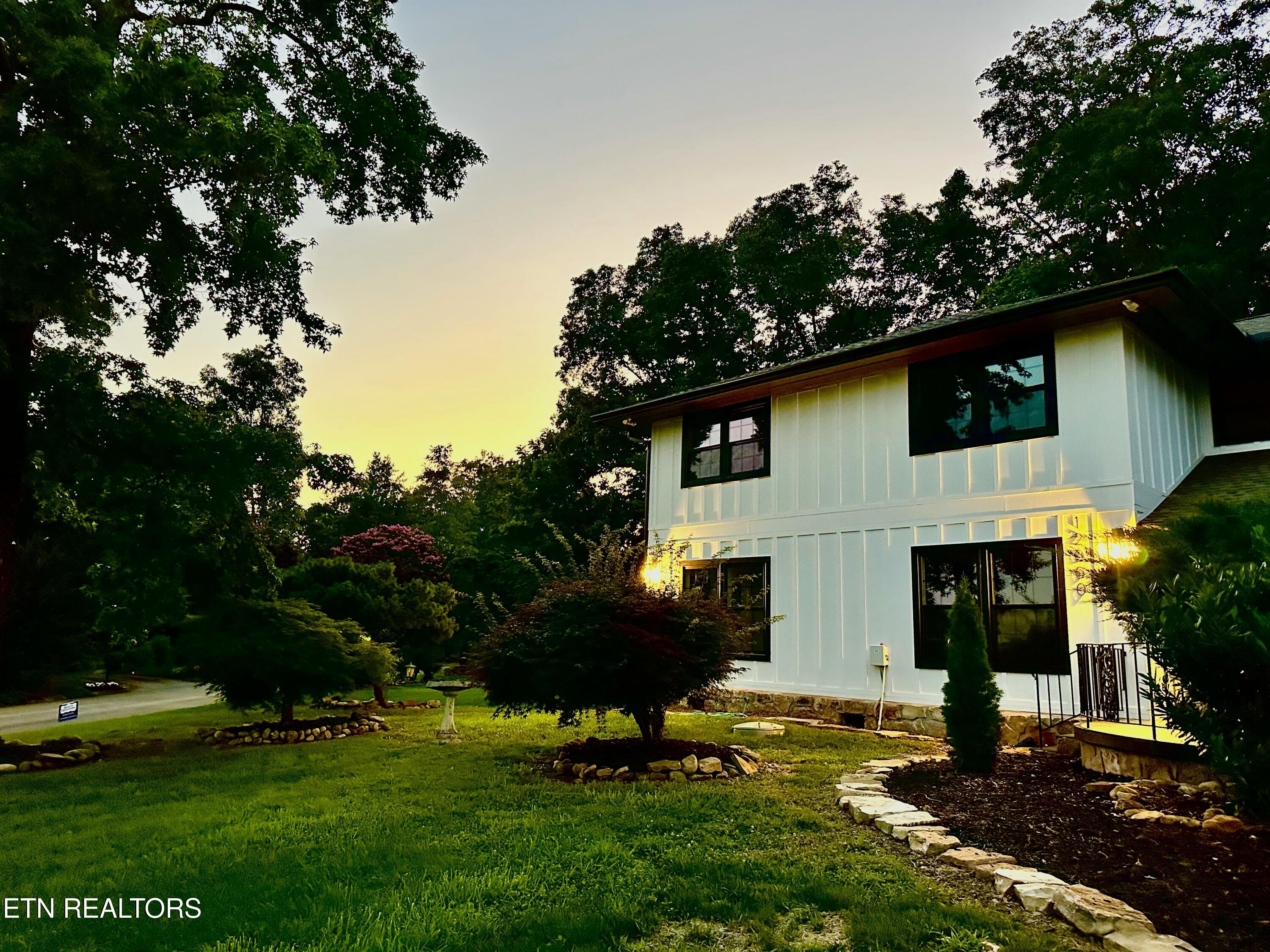 12000 S Fox Den Drive