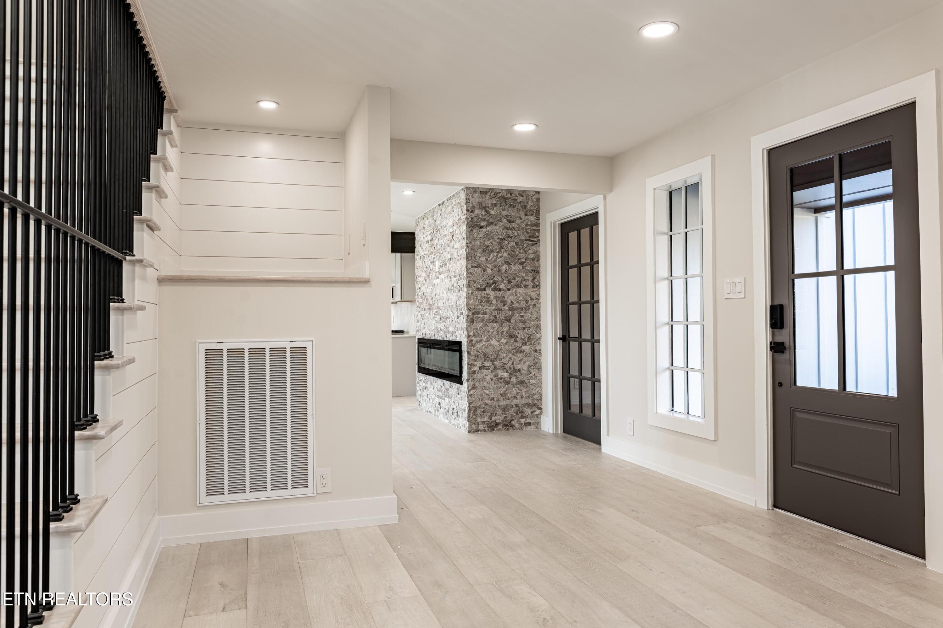 12000 S Fox Den Drive