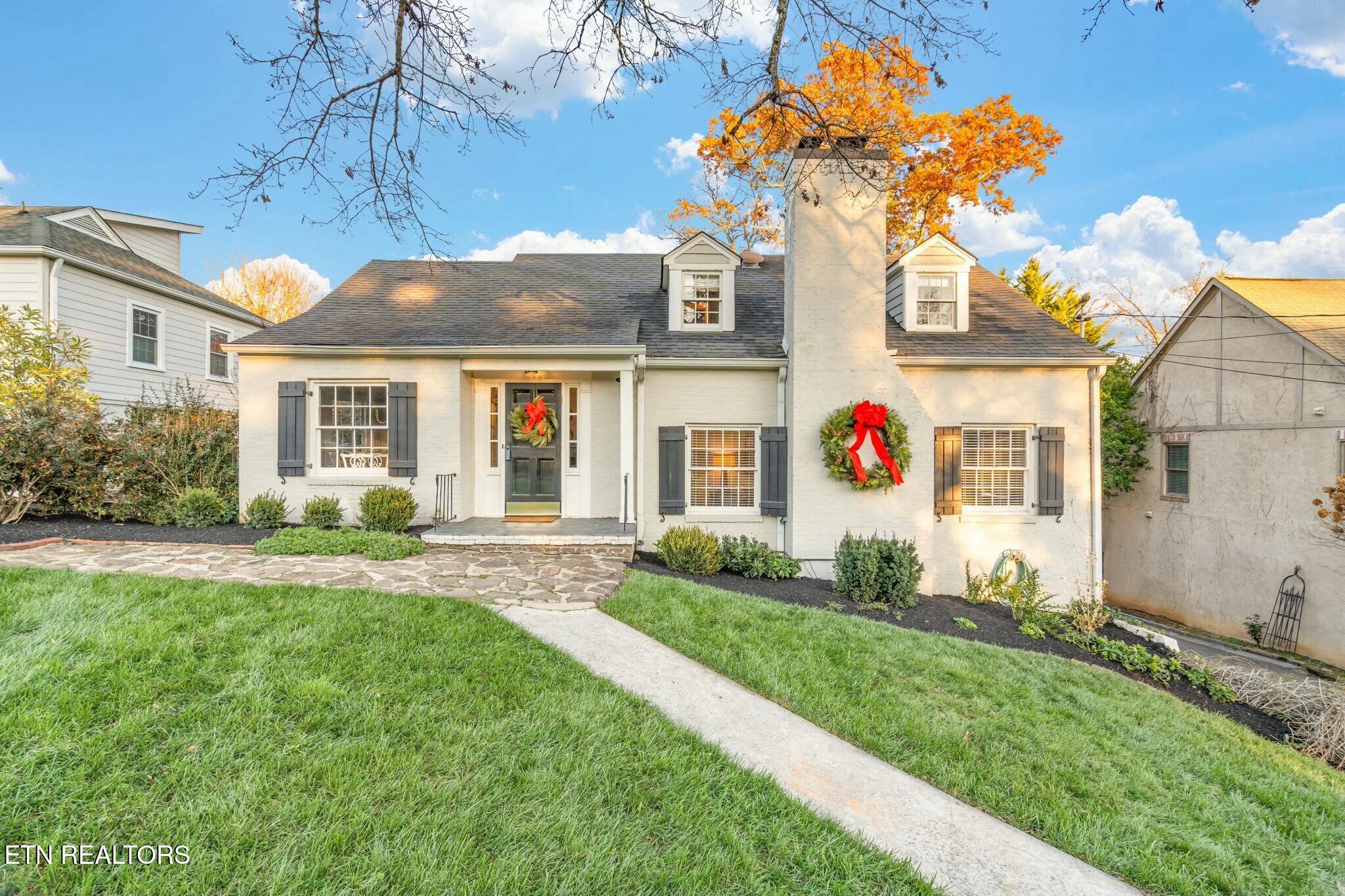 704 Forest Heights Rd