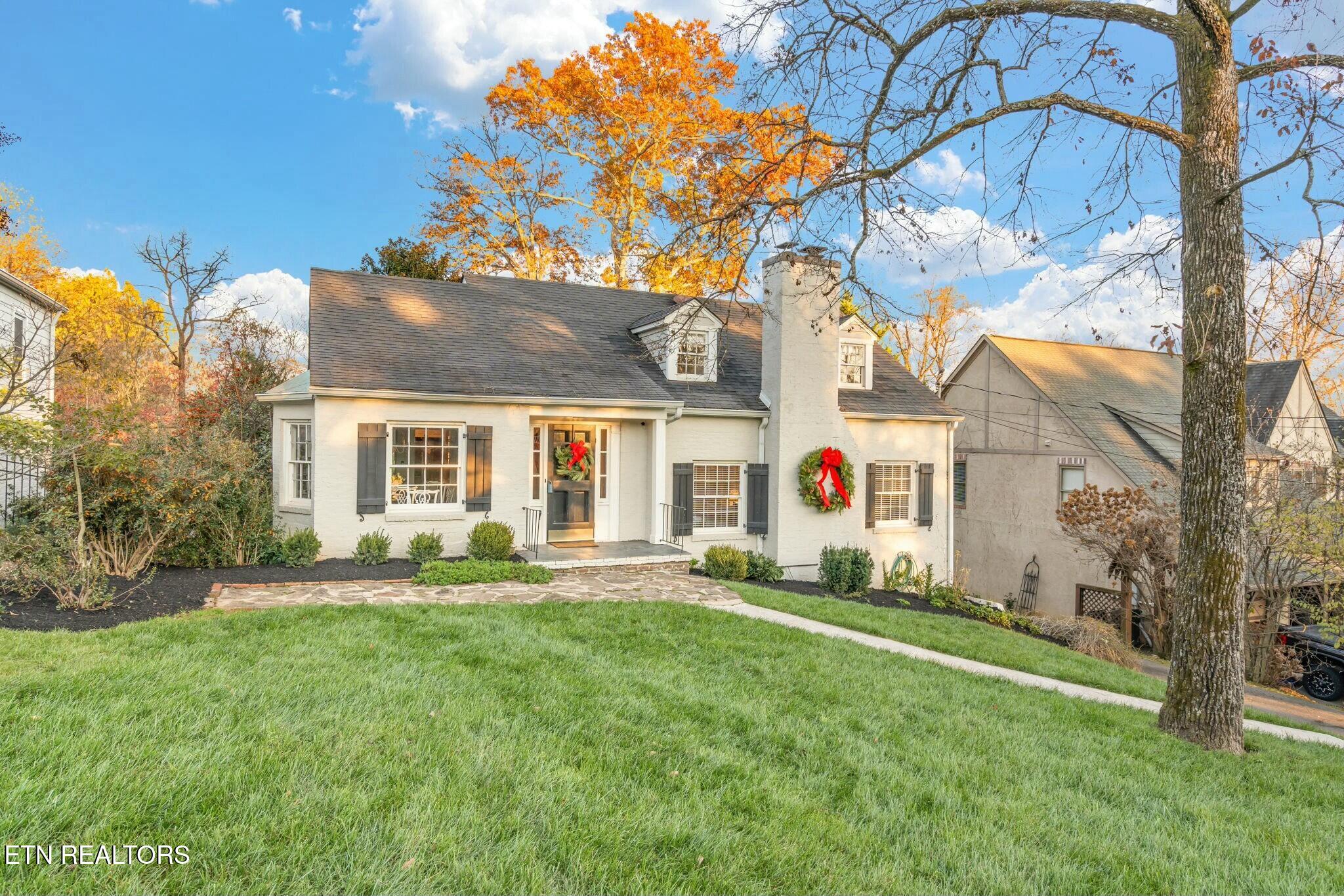 704 Forest Heights Rd