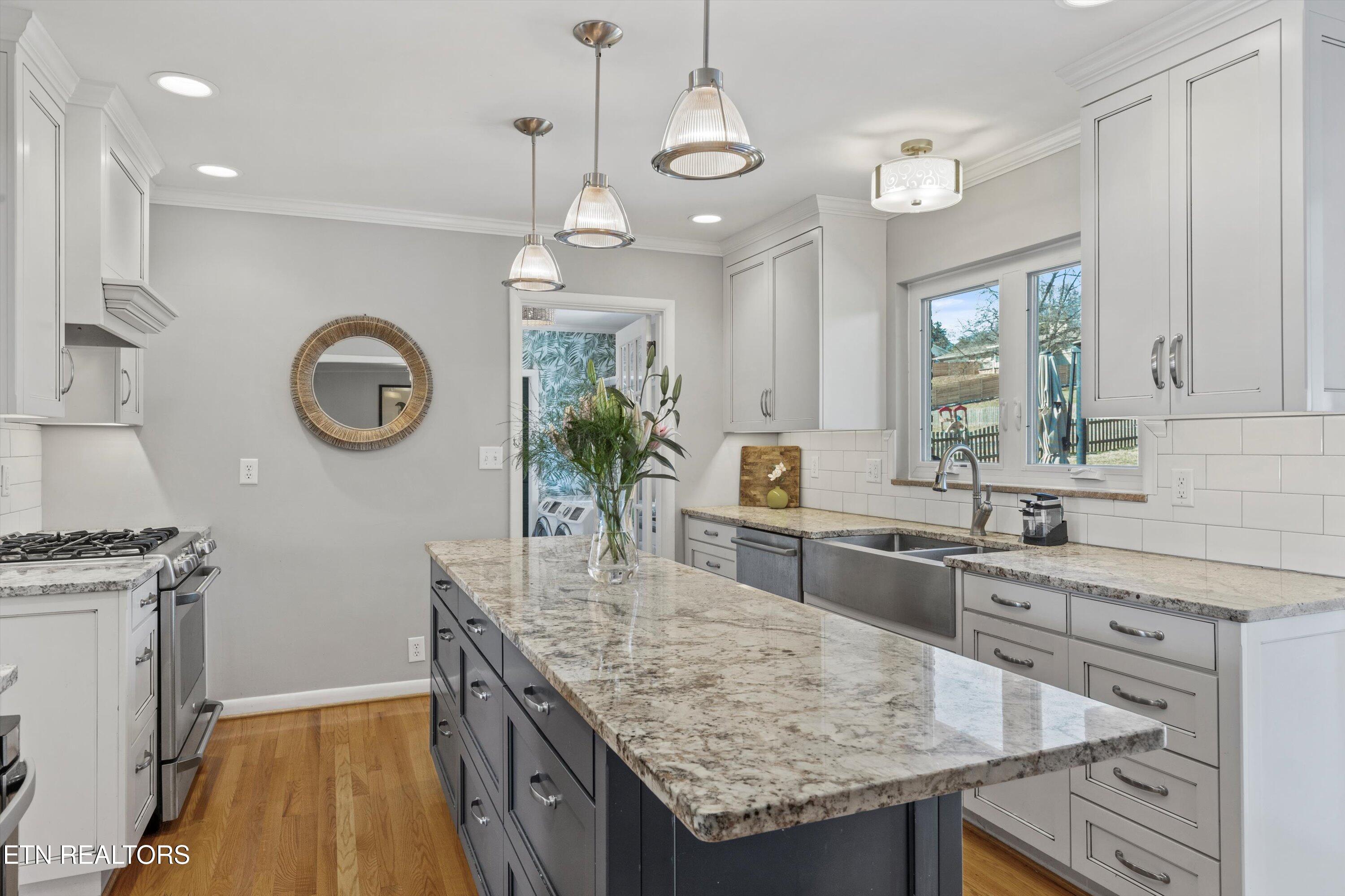 7109 Gainesborough Drive