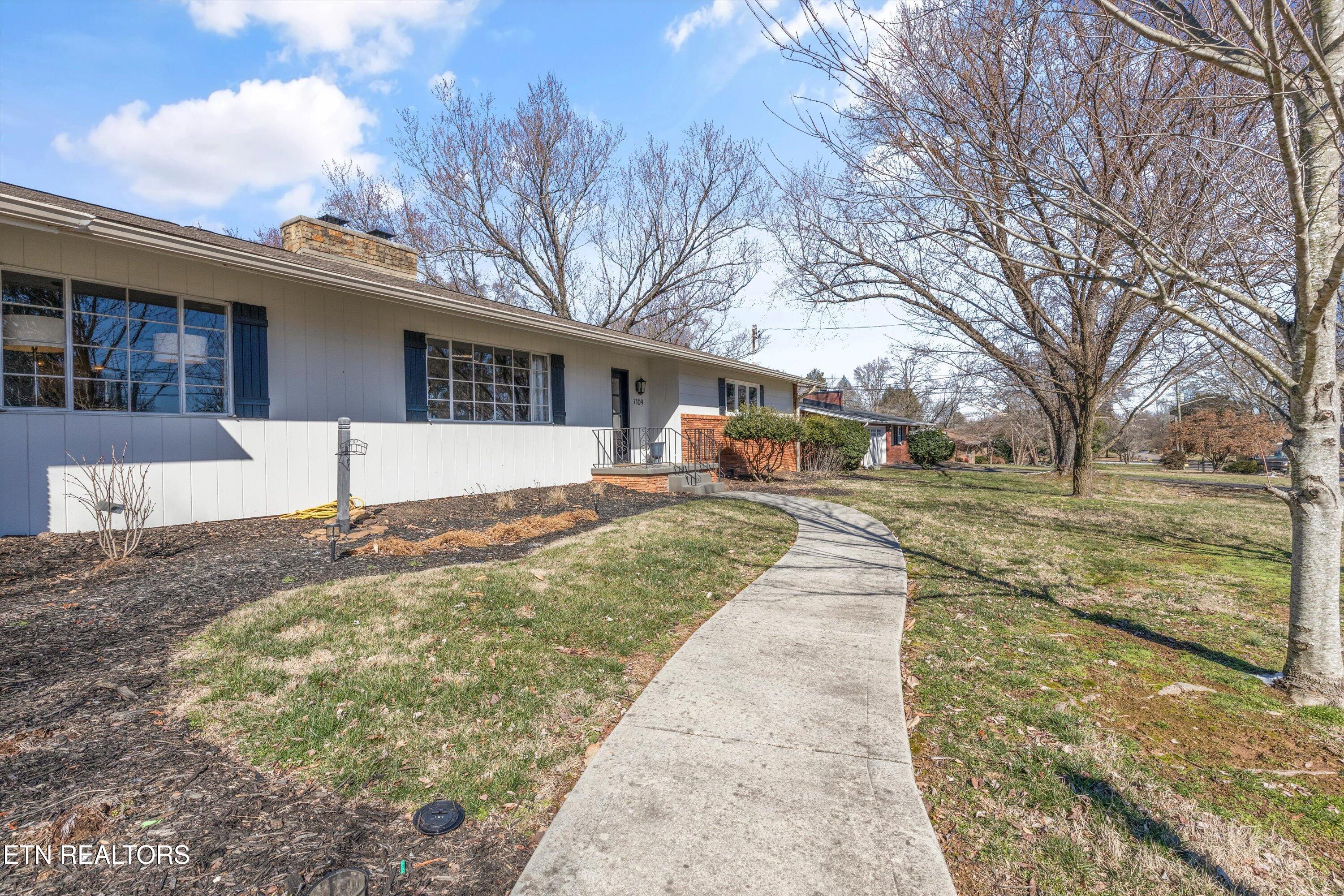 7109 Gainesborough Drive