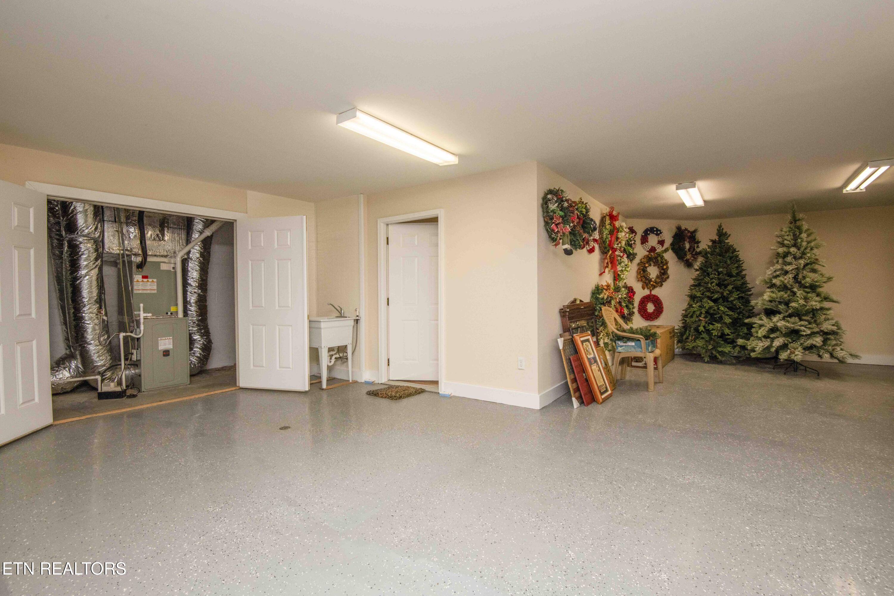 8500 N Ruggles Ferry Pike