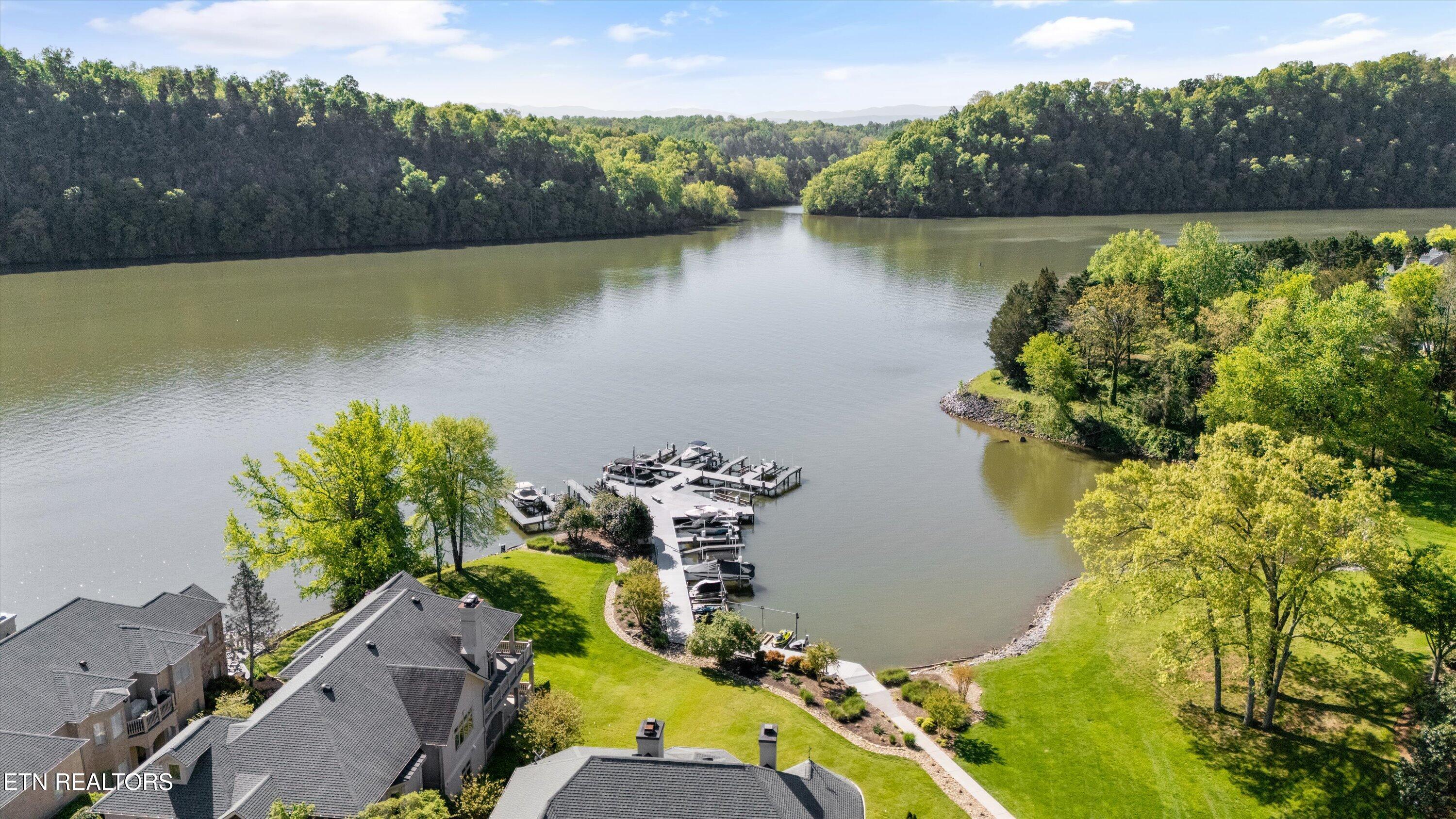 3517 Charter Oak Way