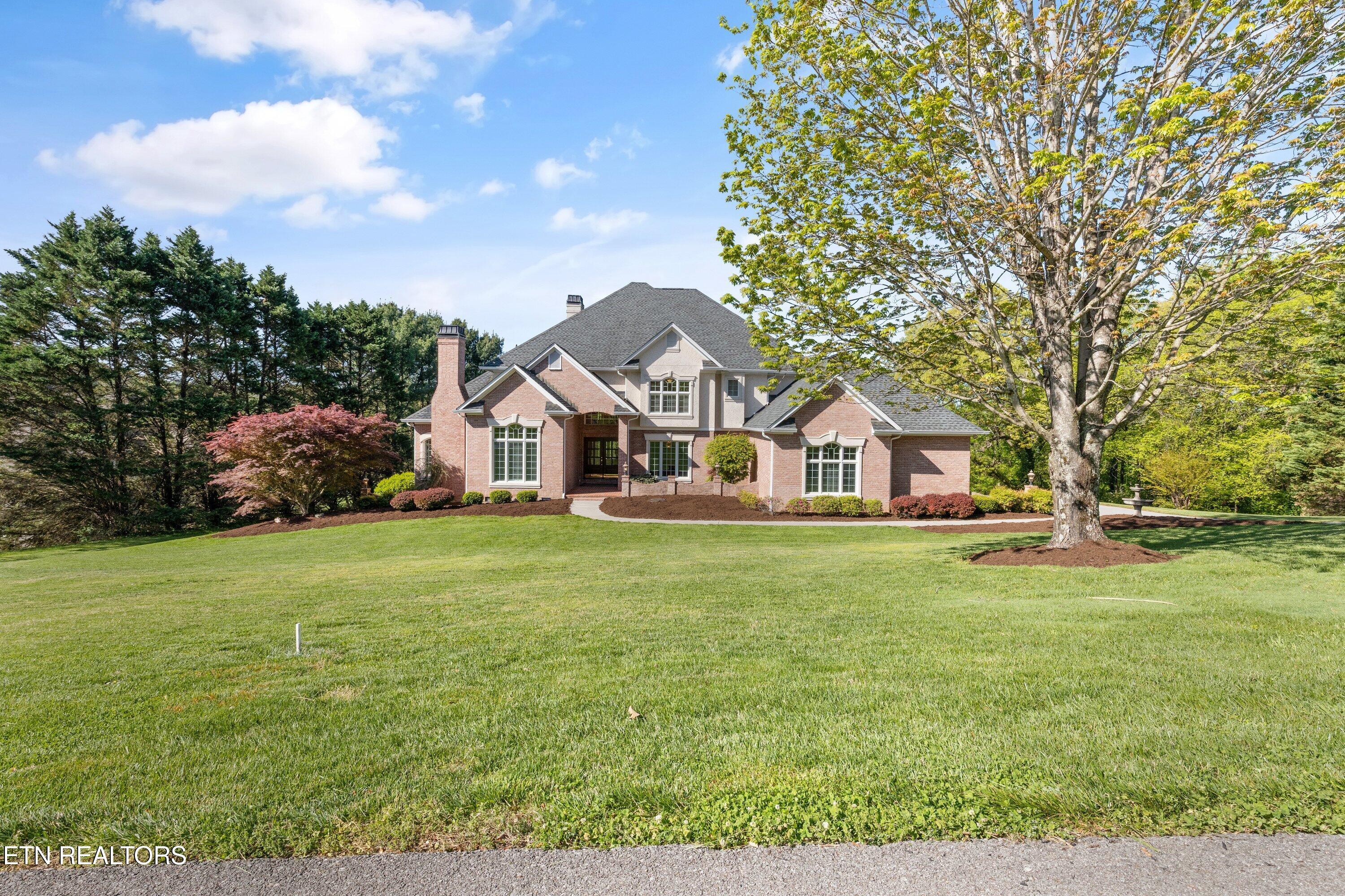 3517 Charter Oak Way