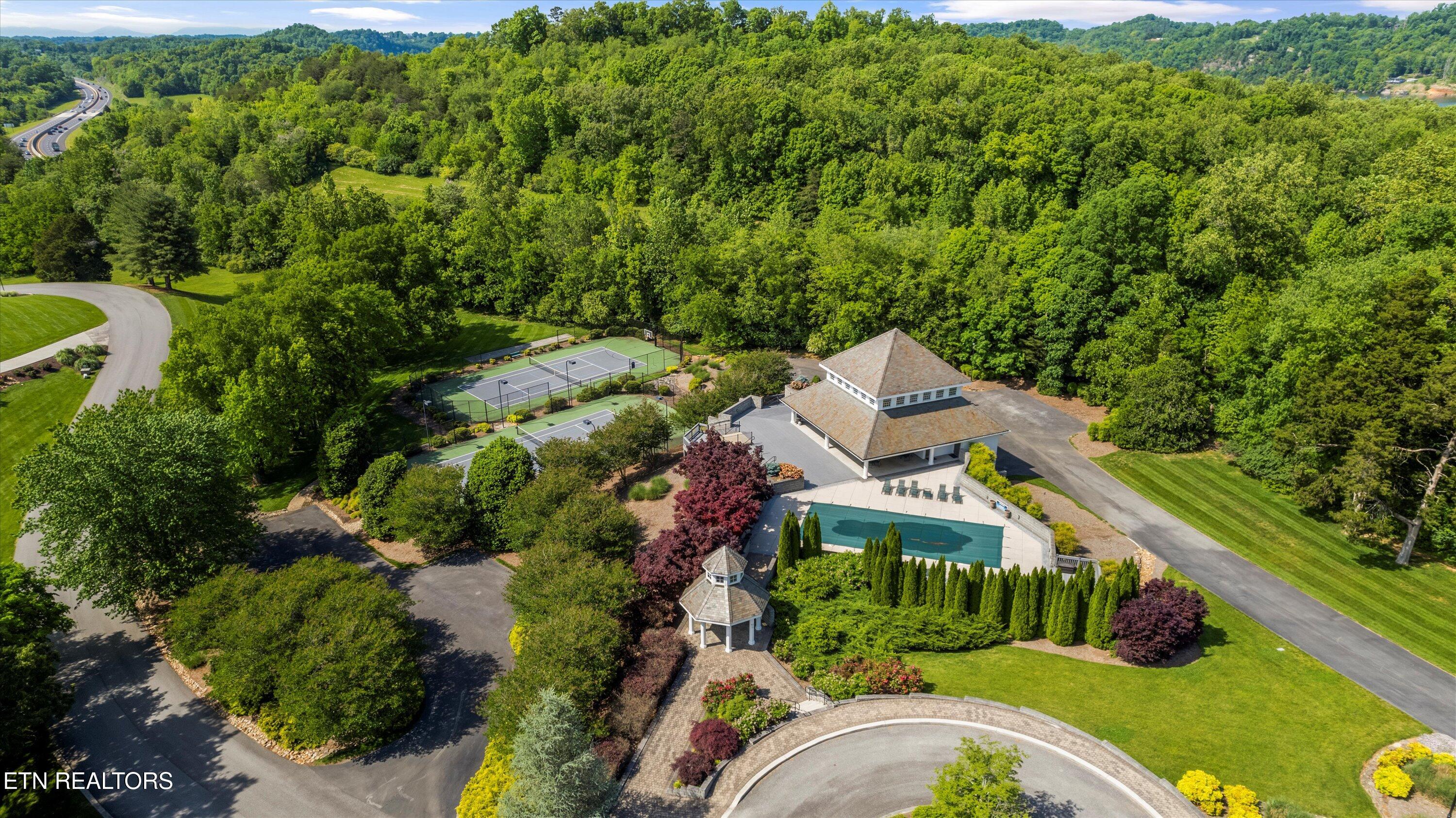 3517 Charter Oak Way