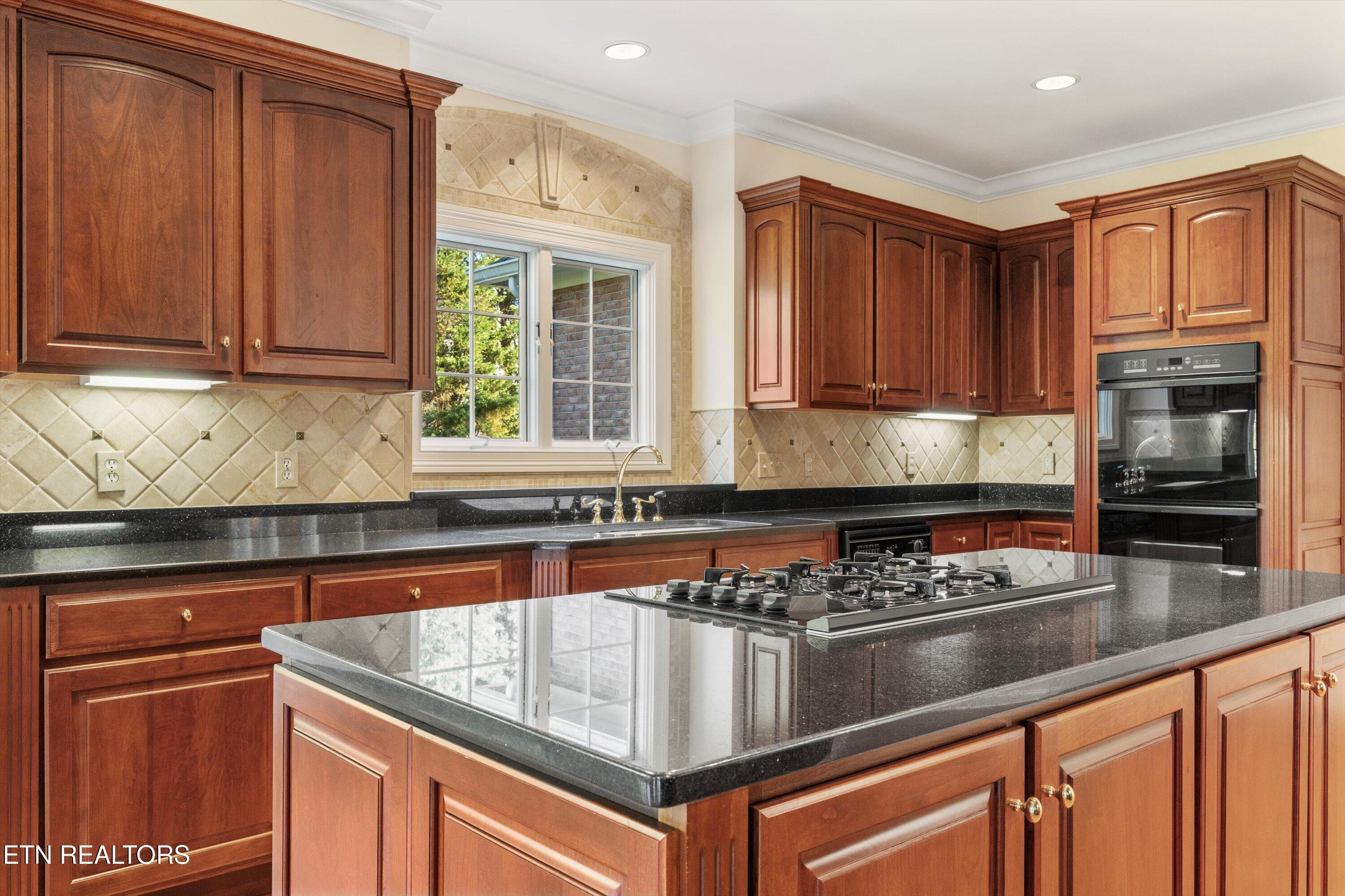 3517 Charter Oak Way