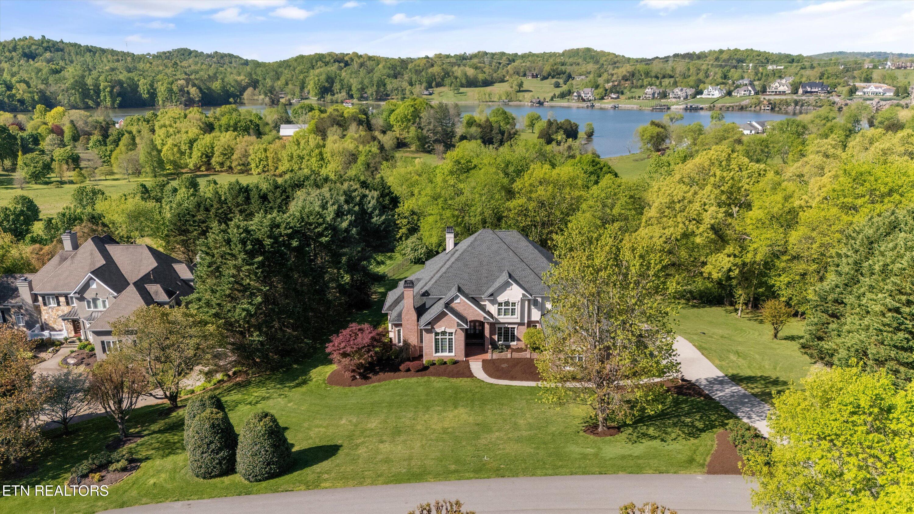 3517 Charter Oak Way