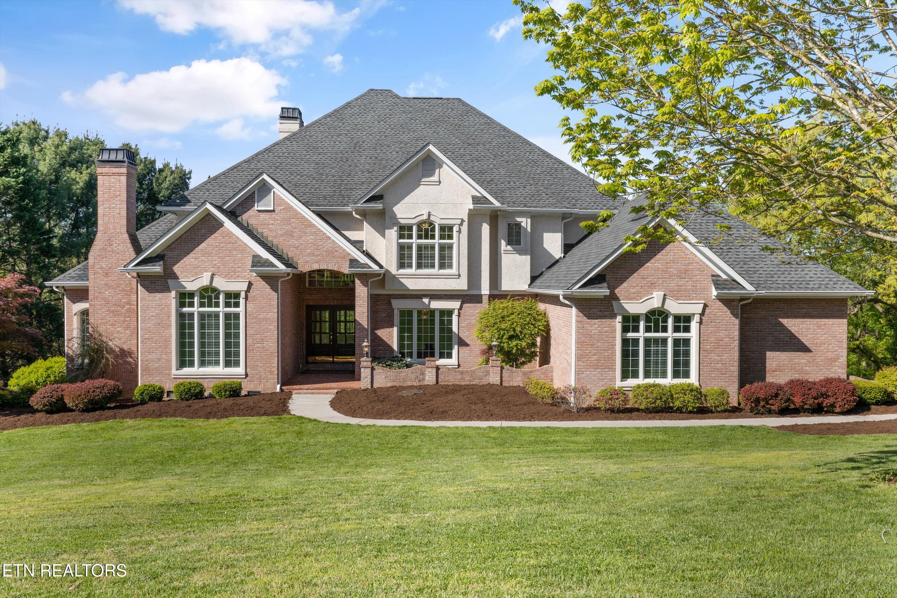 3517 Charter Oak Way