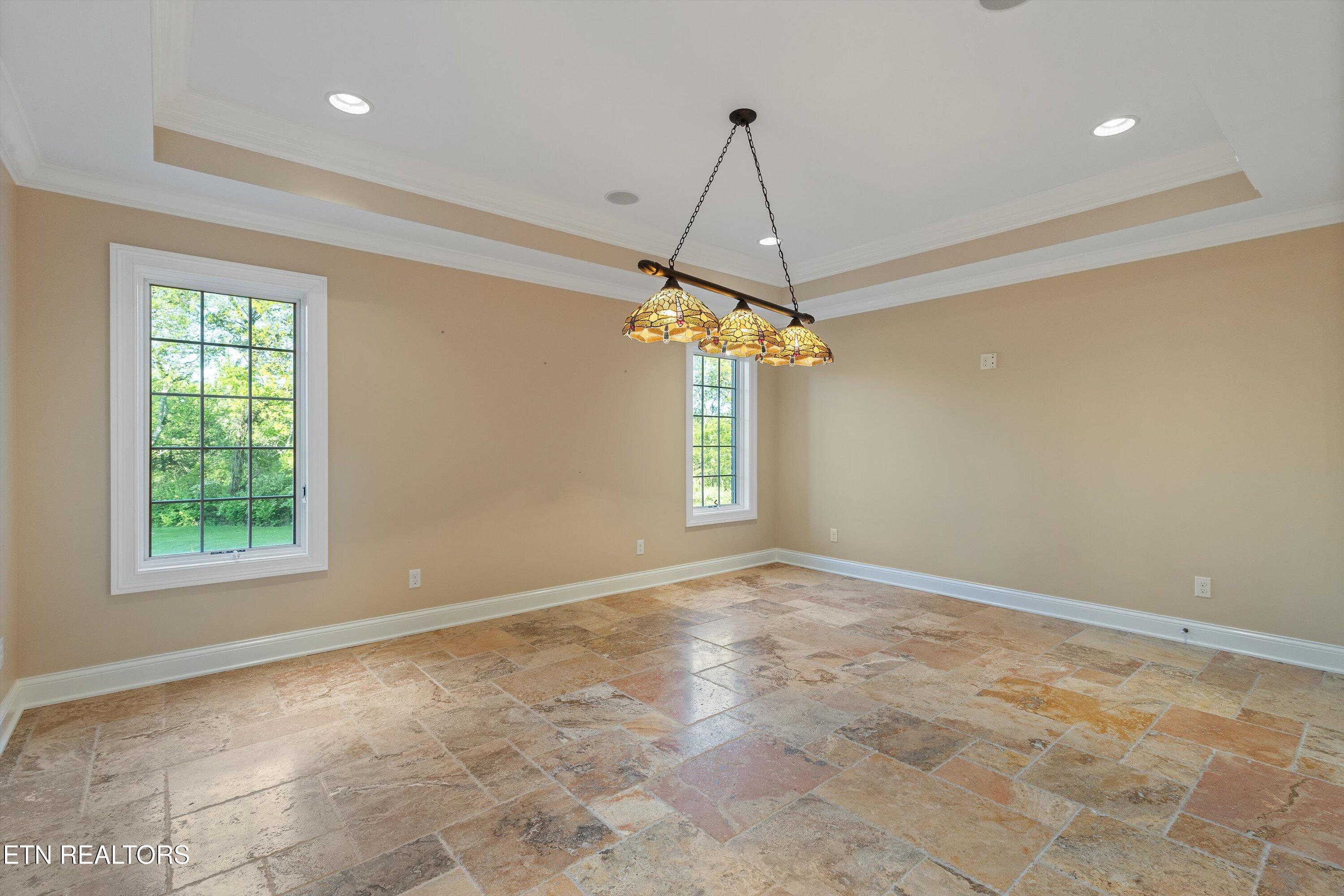 3517 Charter Oak Way
