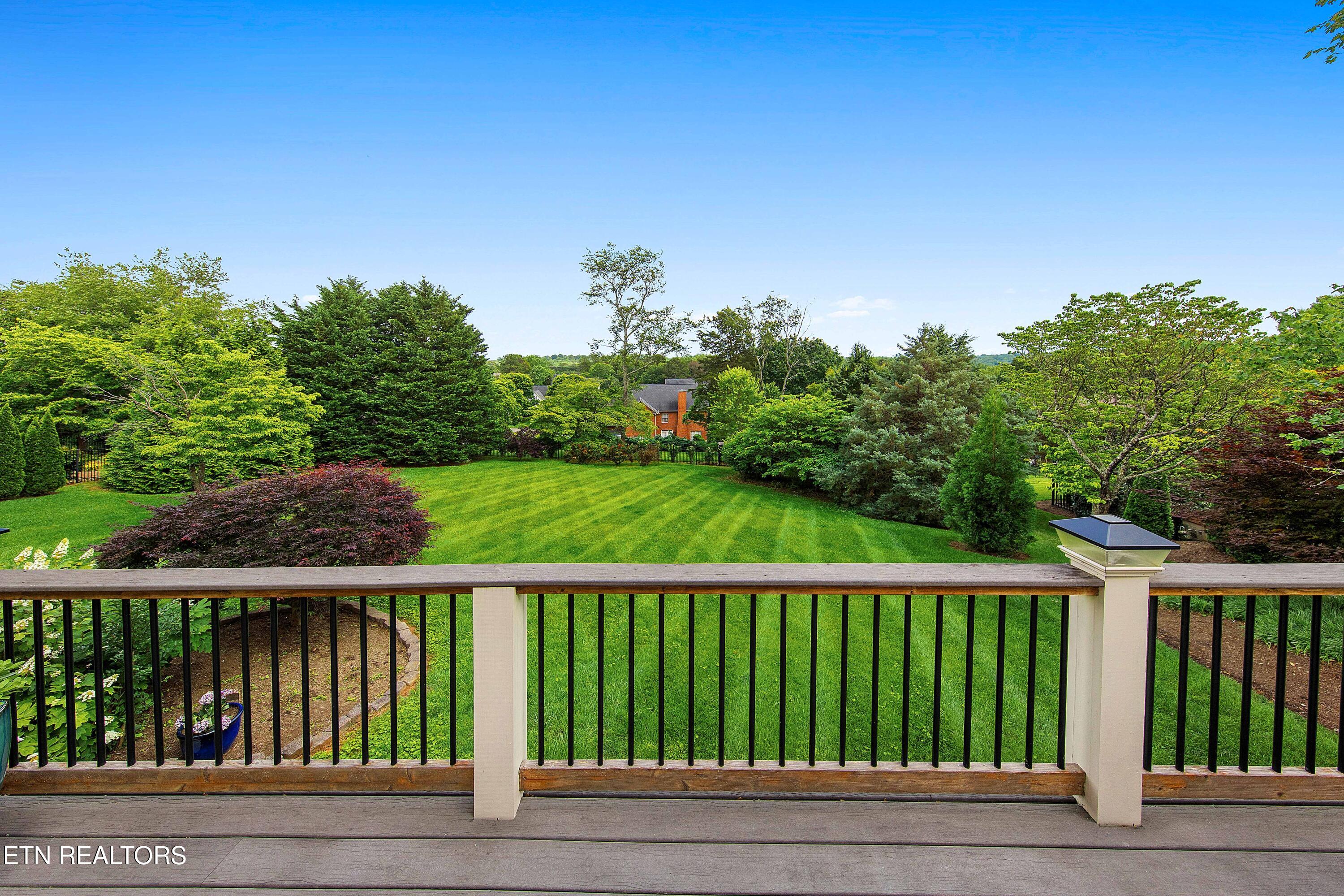 1357 Kensington Drive