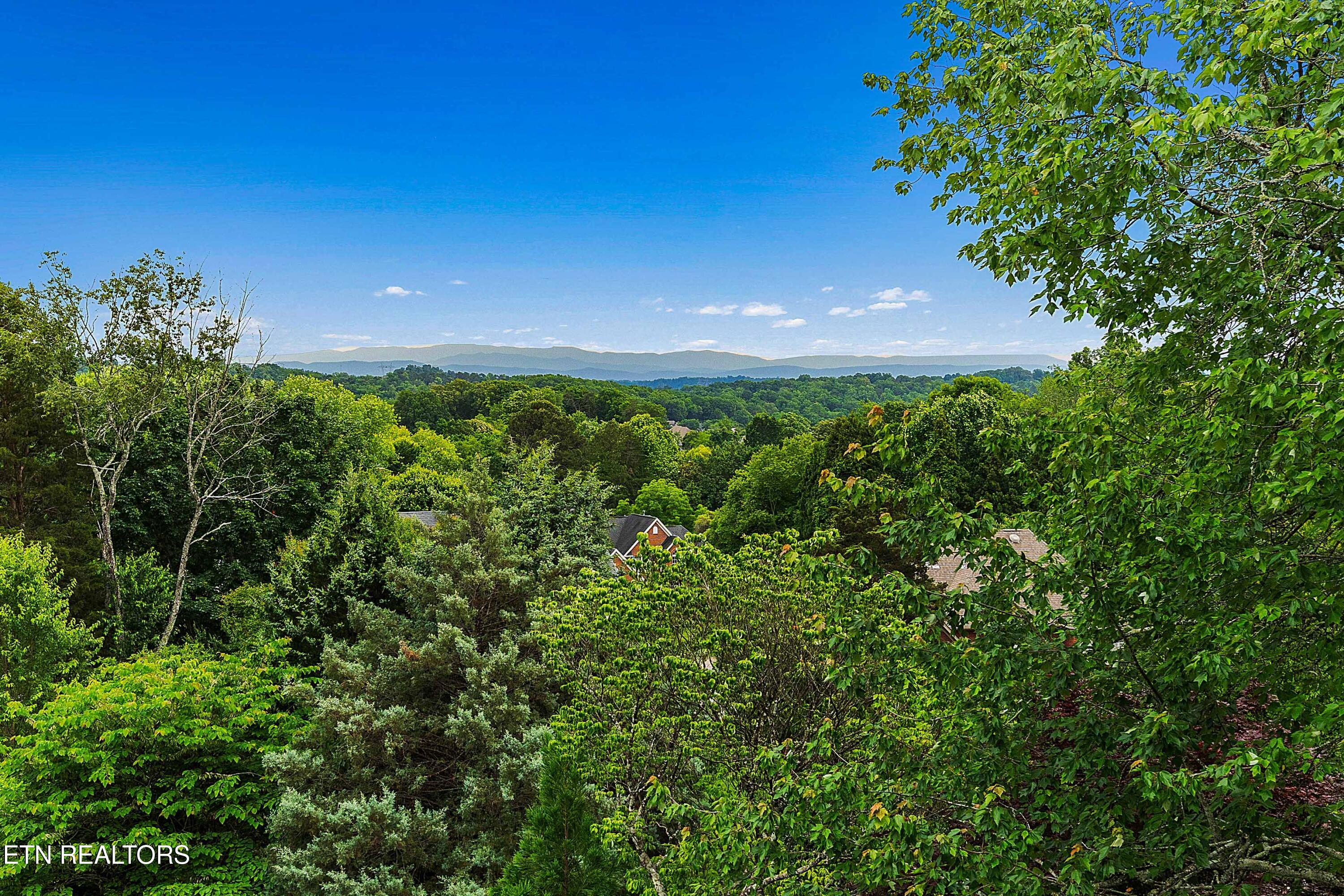 1357 Kensington Drive