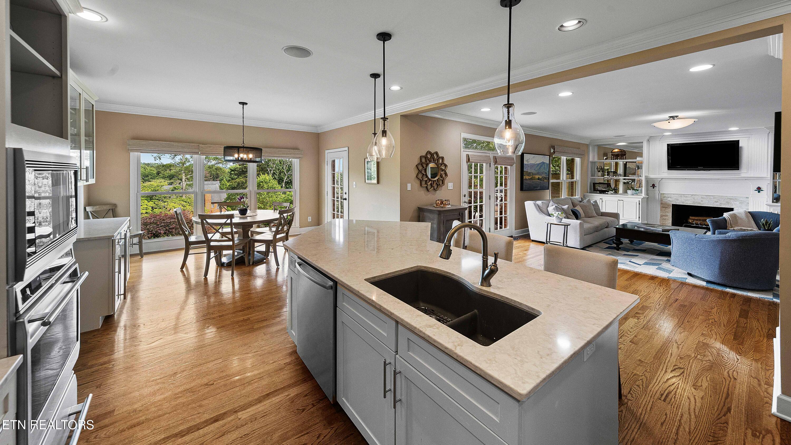 1357 Kensington Drive